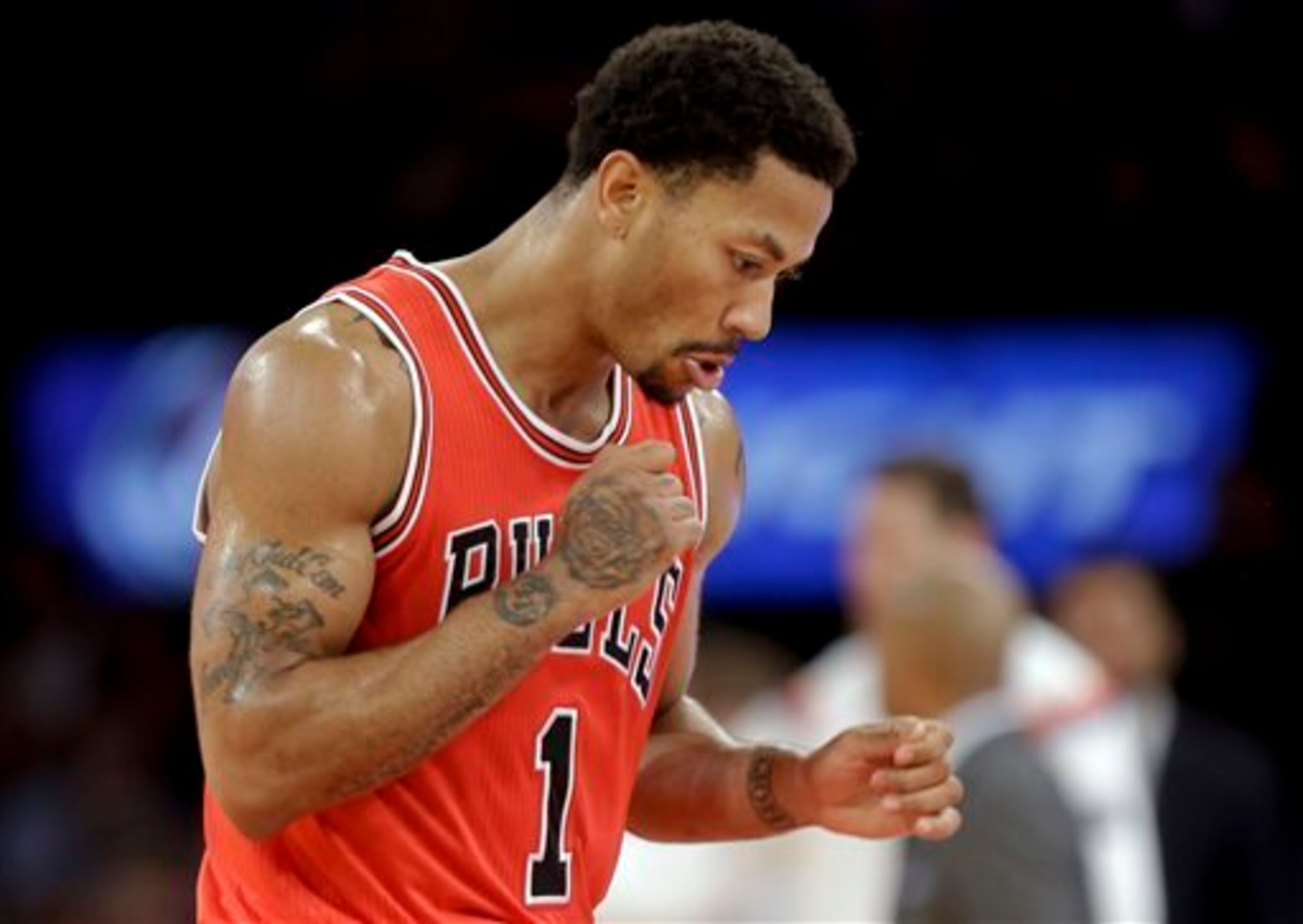 Derrick Rose followed up a miserable 2013 with a miserable 2014.