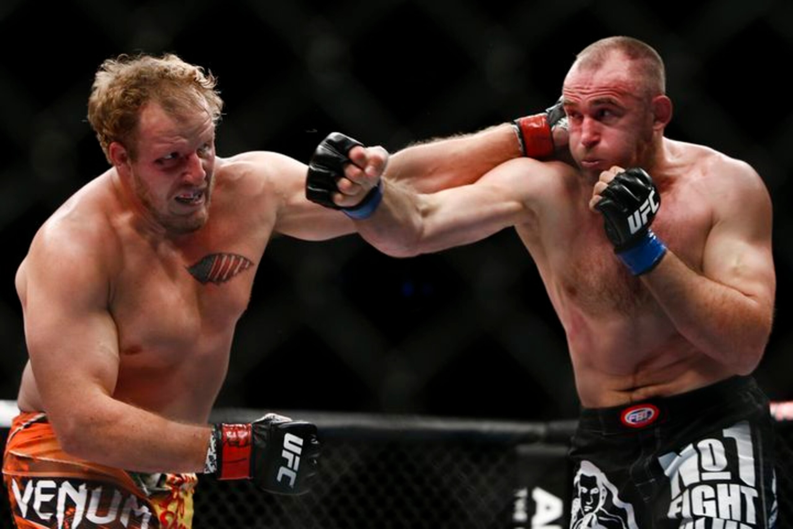 Alexey Oleinik surprised everyone with his knockout of Jared Rosholt.
