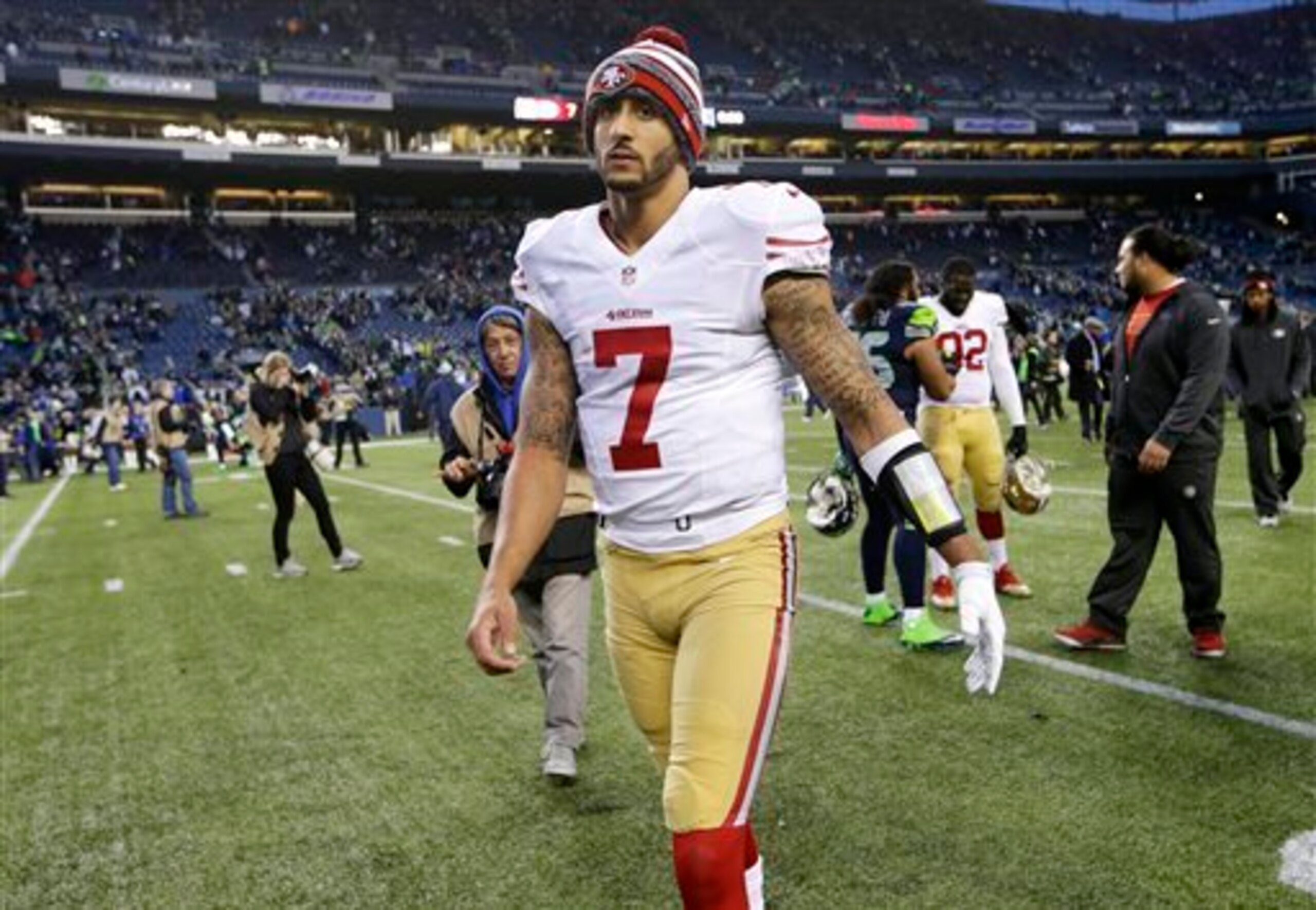 Colin Kaepernick's struggles impacted the 49ers' loss in Seattle.