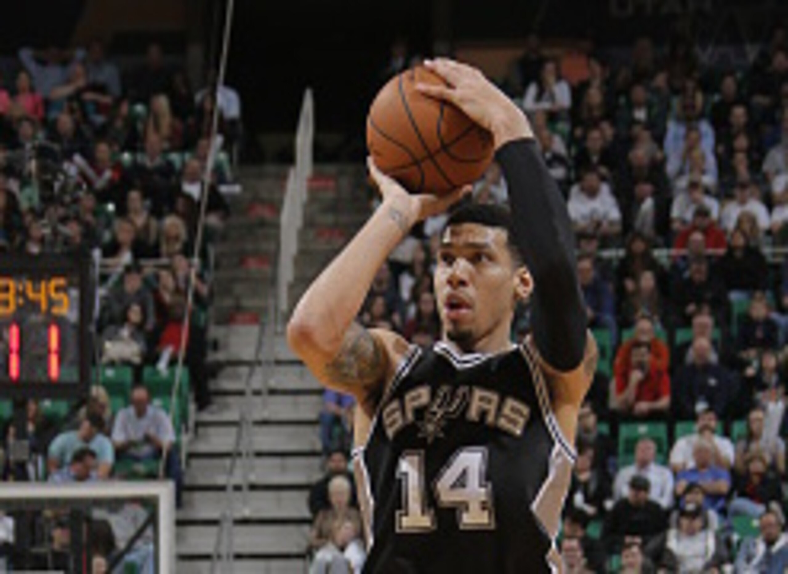Danny Green changed his number, but it didn't change his shot.