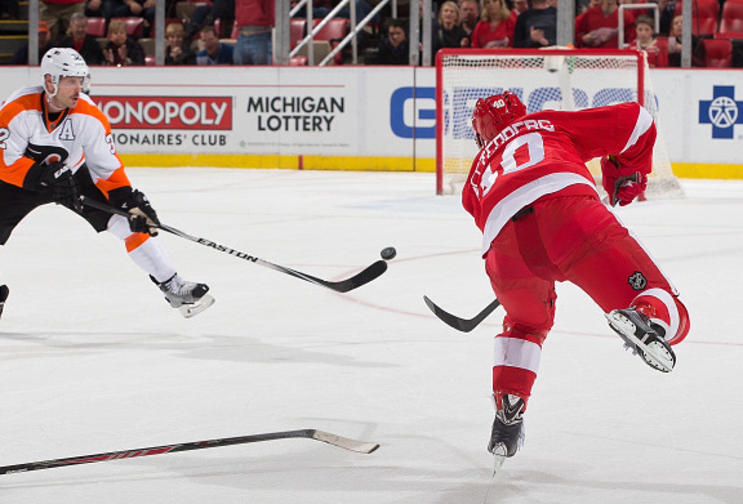 Empty nets are no match for Zetterberg.