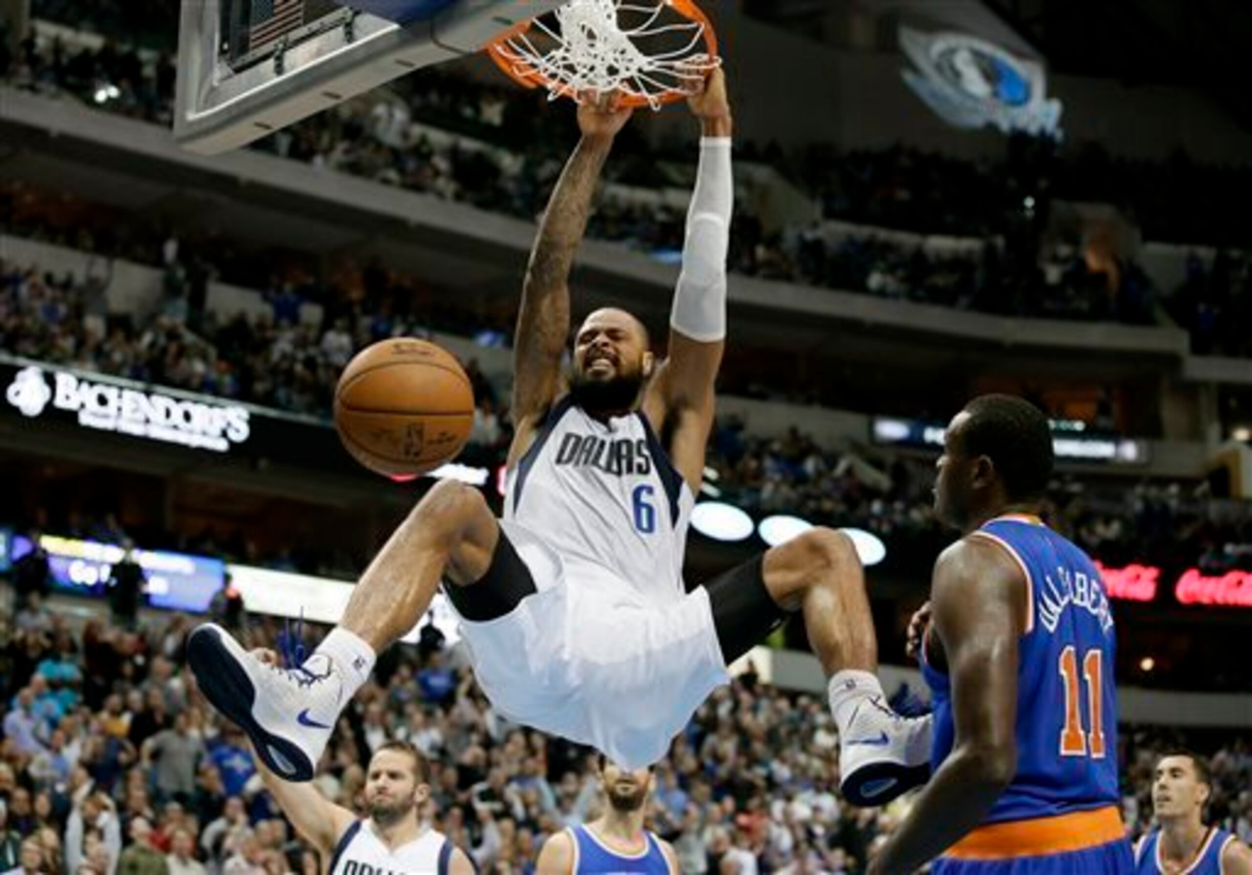Tyson Chandler slamming on Samuel Dalembert would have looked better to Knicks fans last year.