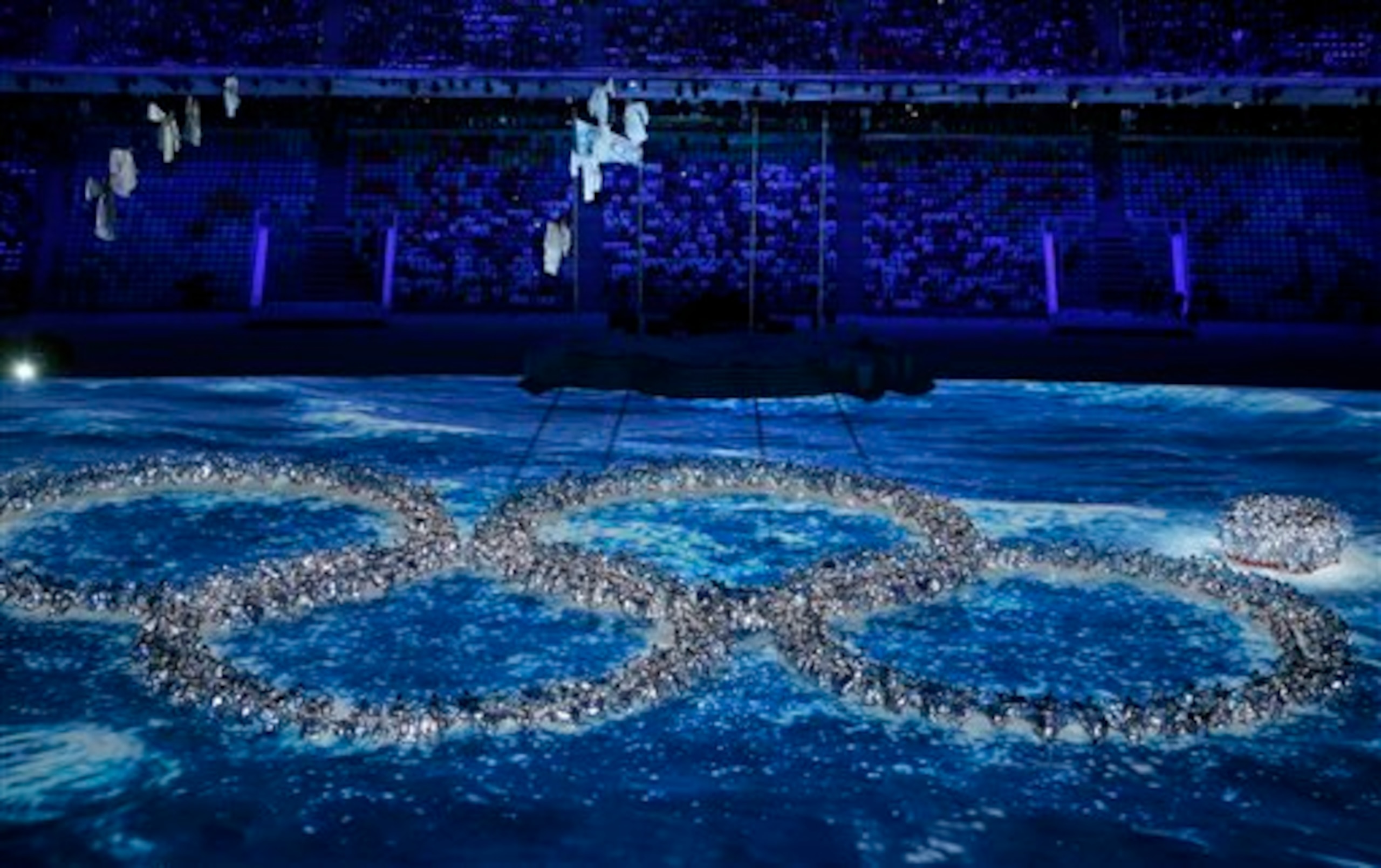 After a well-publicized mistake in its opening ceremony, Russia had to make fun of itself in the end.