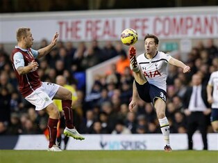 Ryan Mason went off injured shortly before half-time.