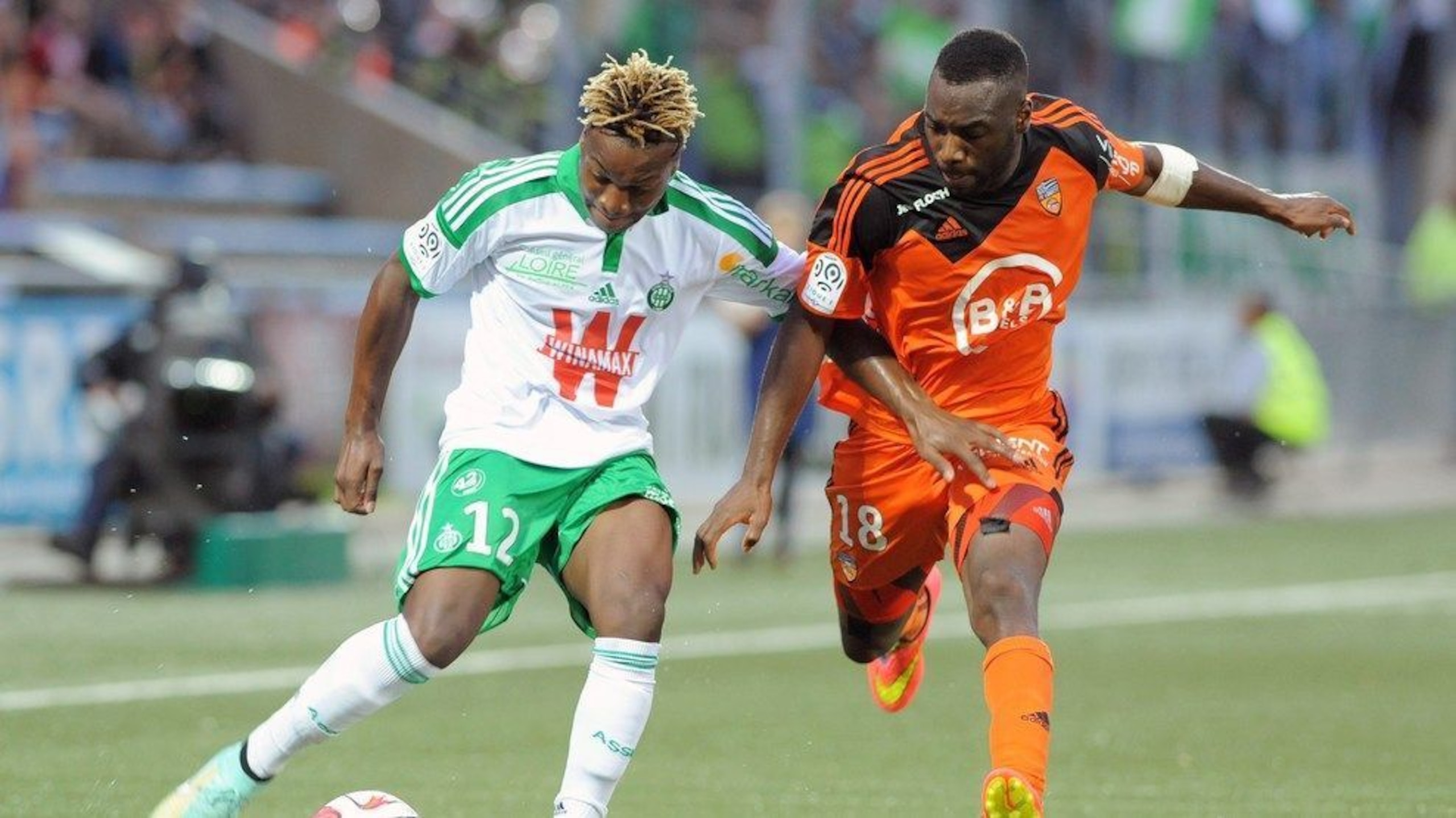 Sunu battles against Allan Saint-Maximin