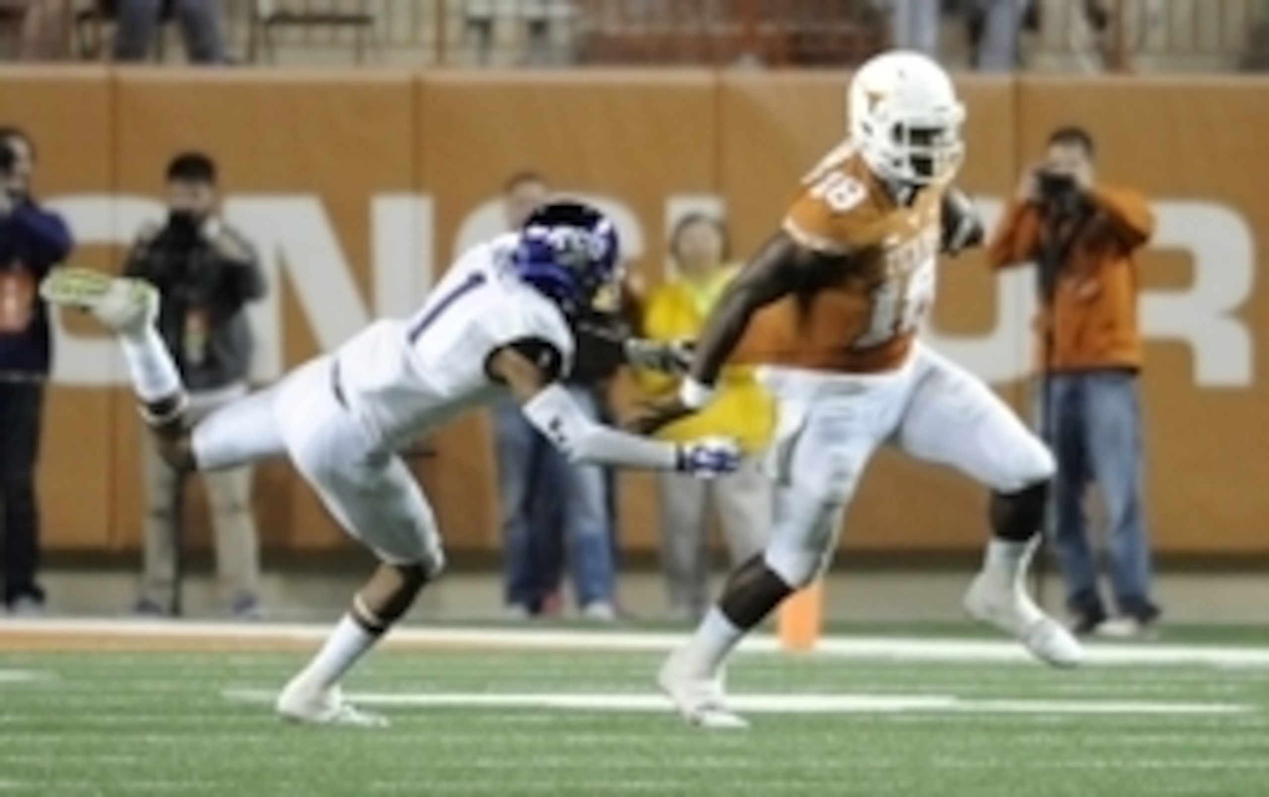 Swoopes must play better for the Longhorns to have a real shot to beat the Hogs. Swoopes must play better for the Longhorns to have a real shot to beat the Hogs.