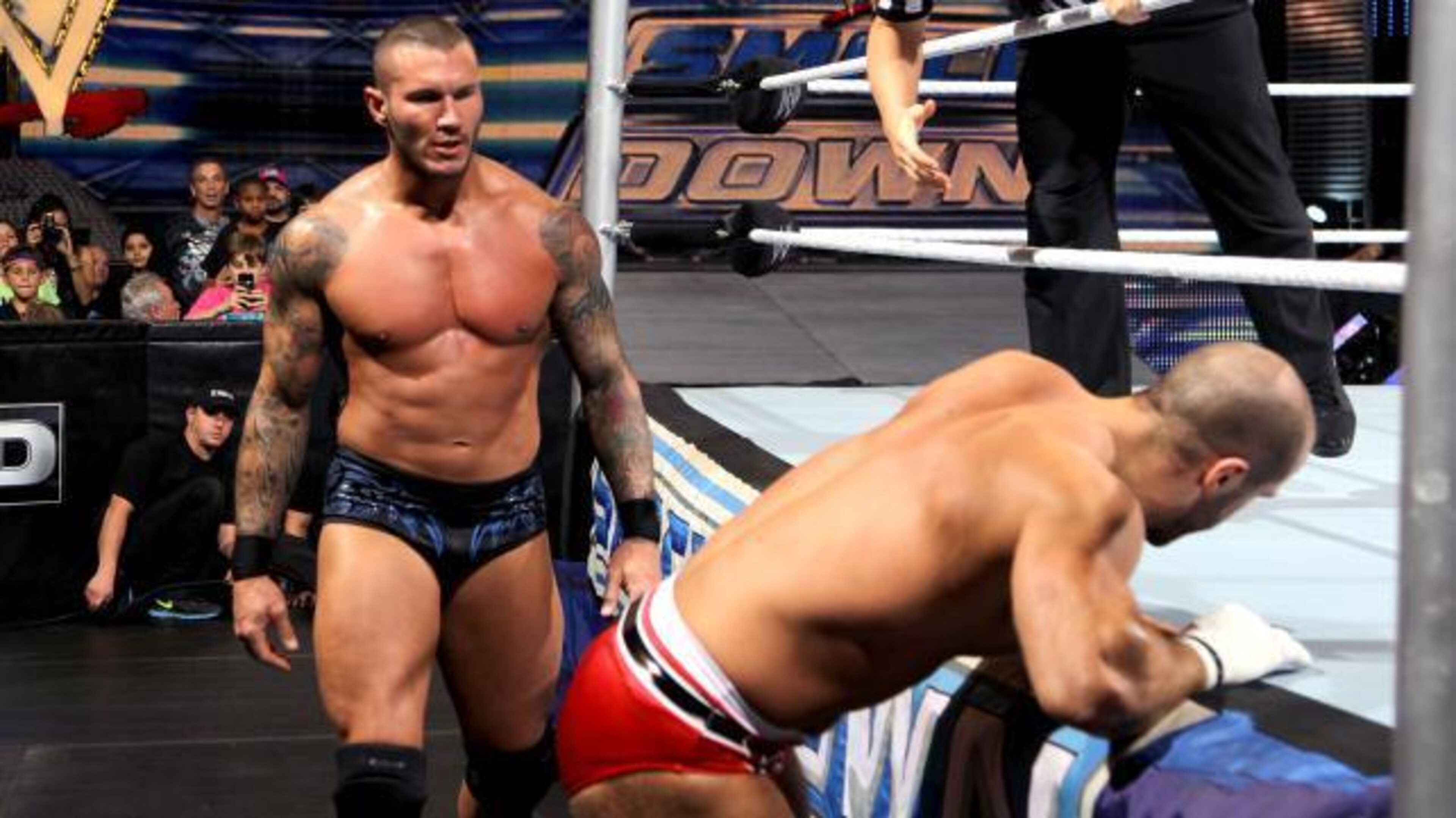 Randy Orton and Cesaro clash on SmackDown. Randy Orton and Cesaro clash on SmackDown.