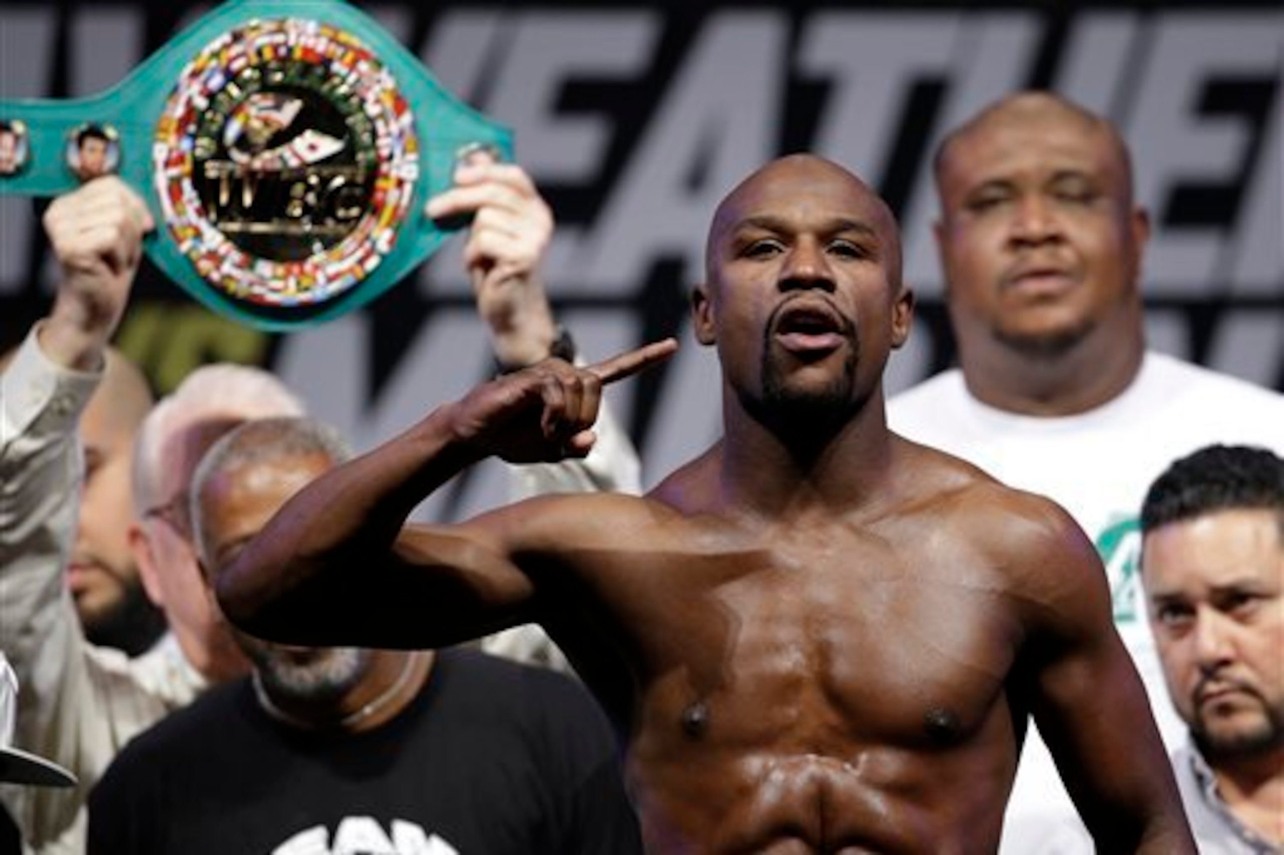 If he manages to fight and beat Manny Pacquiao, Floyd Mayweather Jr. should then hang up his gloves.