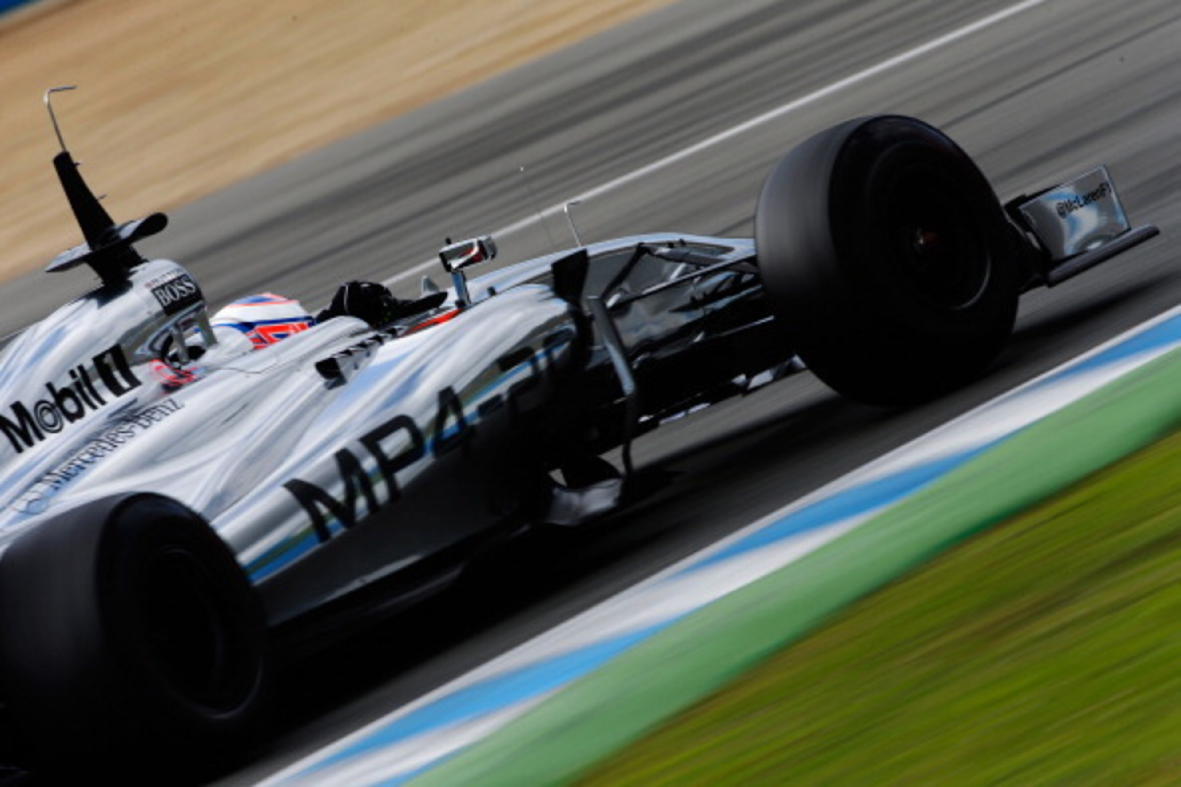 Unbranded McLaren during 2014 preseason testing.