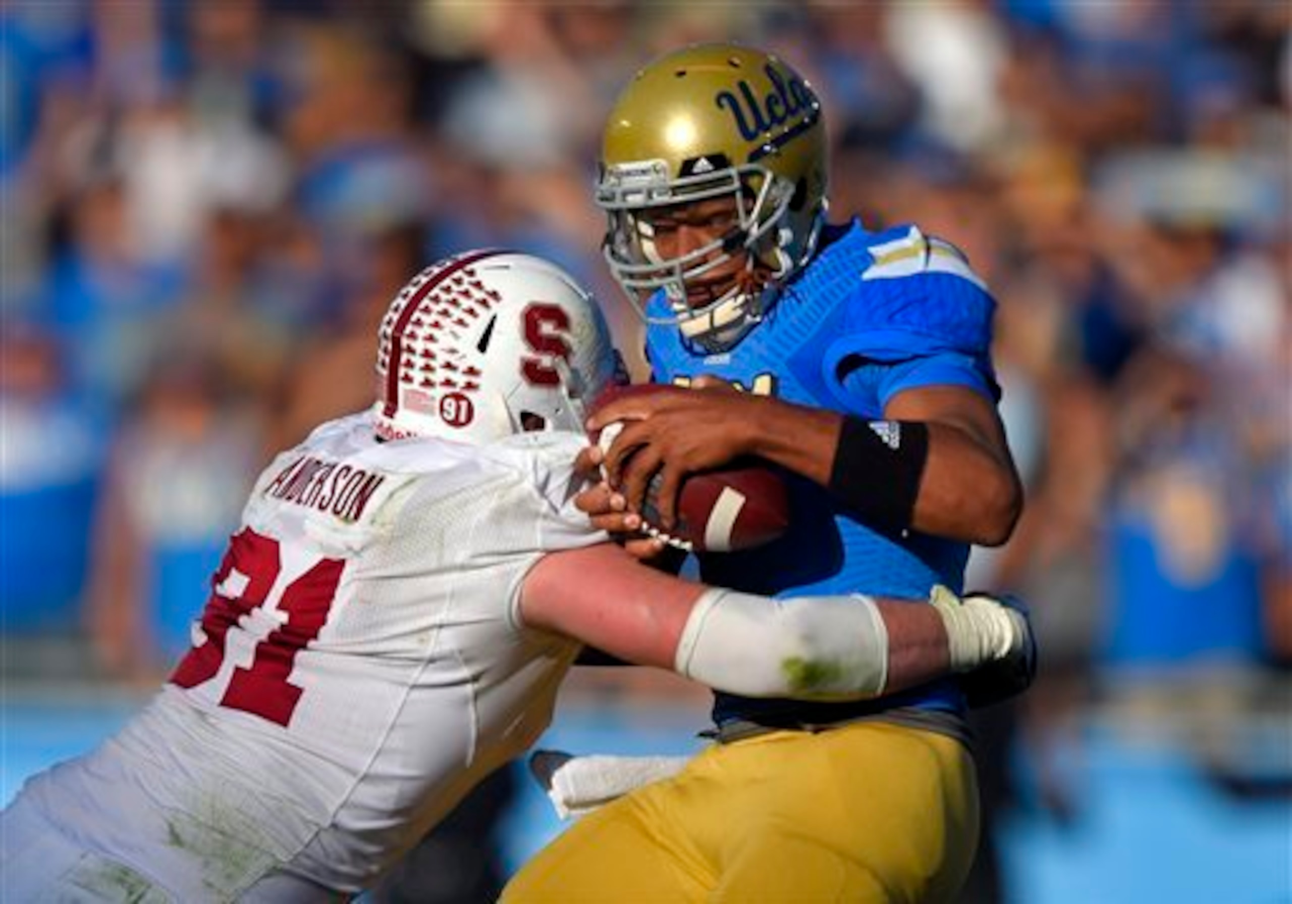 Brett Hundley has been a special force for UCLA's offense.