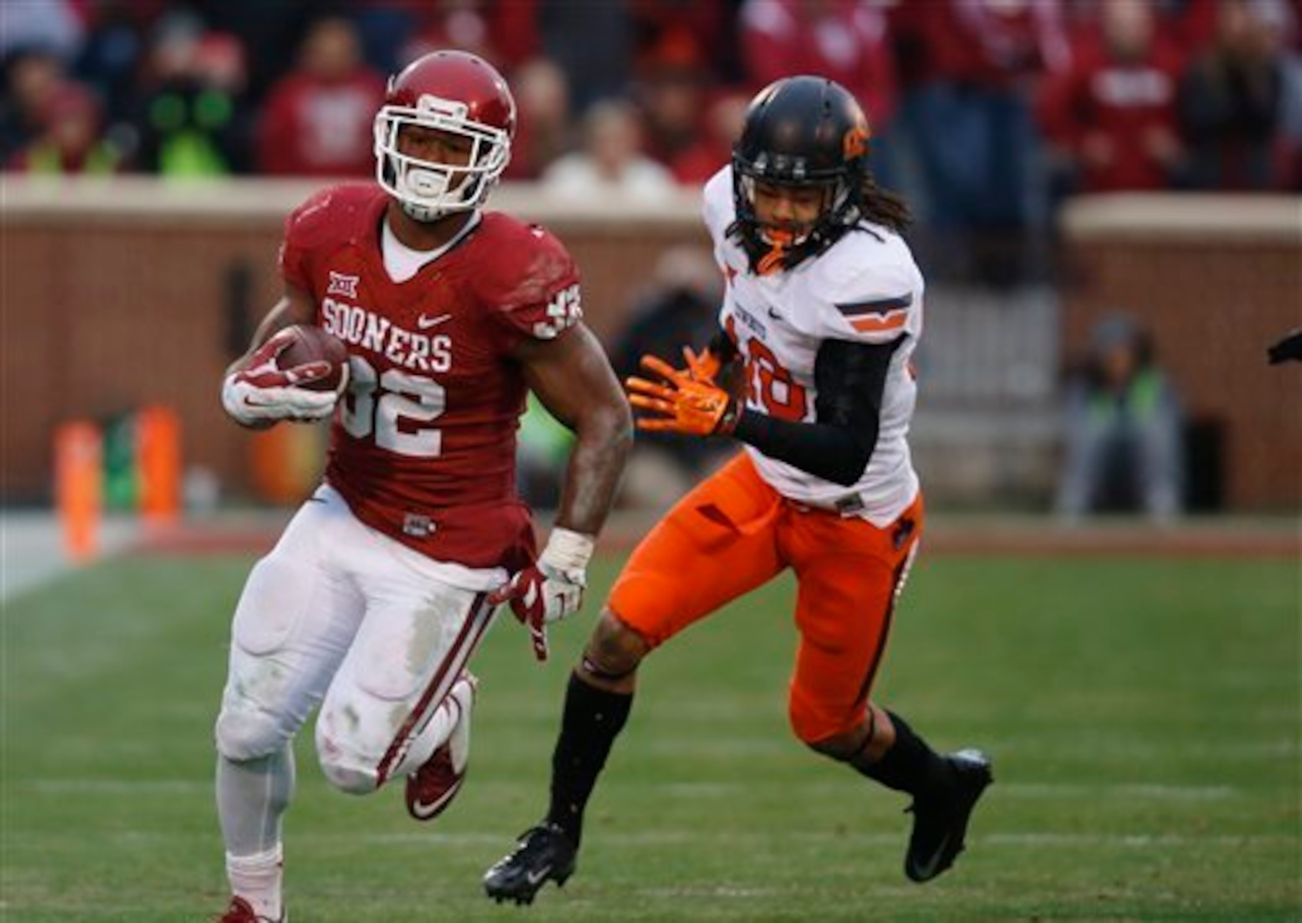Samaje Perine emerged as one of college football's top tailbacks this season.