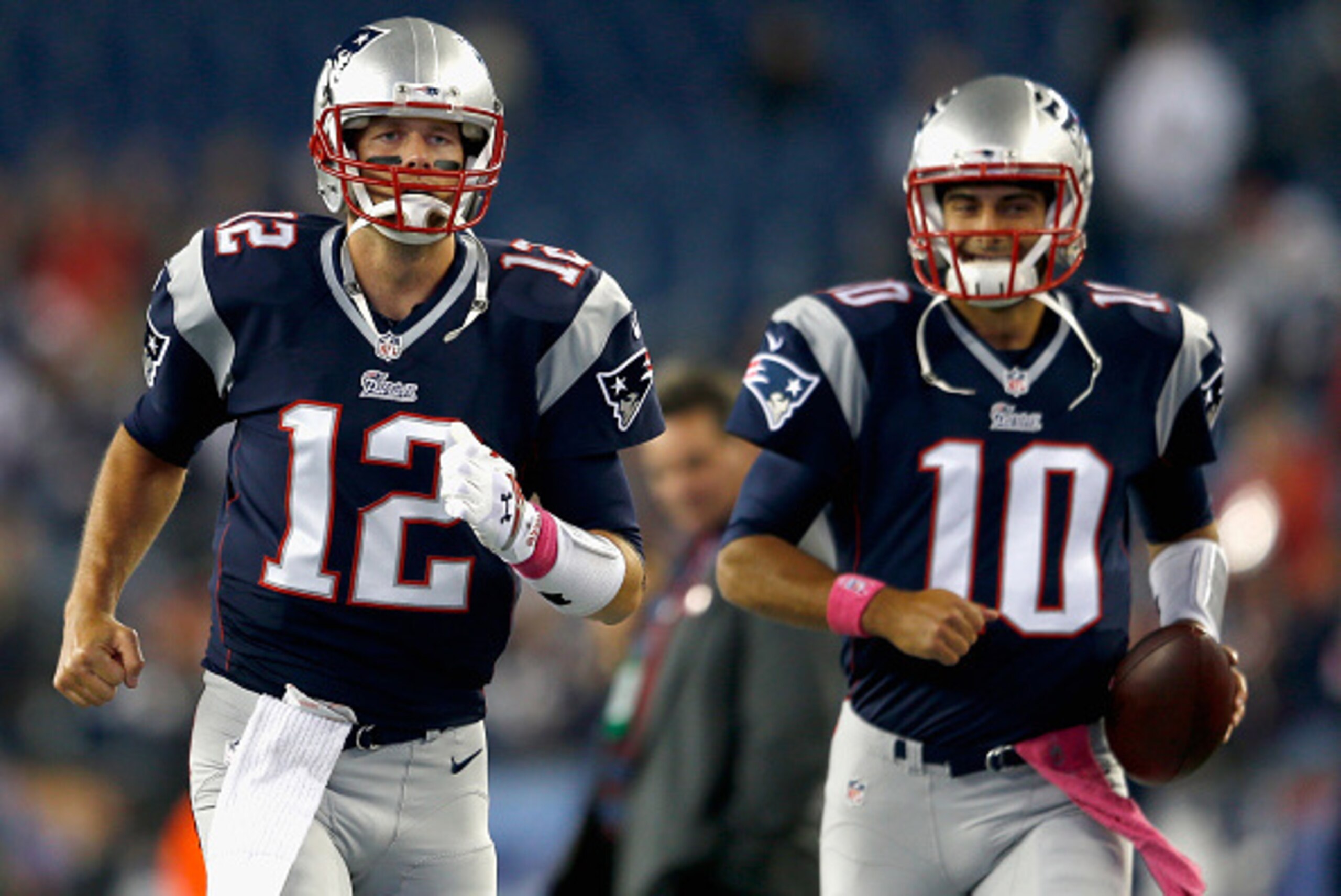 Which QB will play more on Sunday?