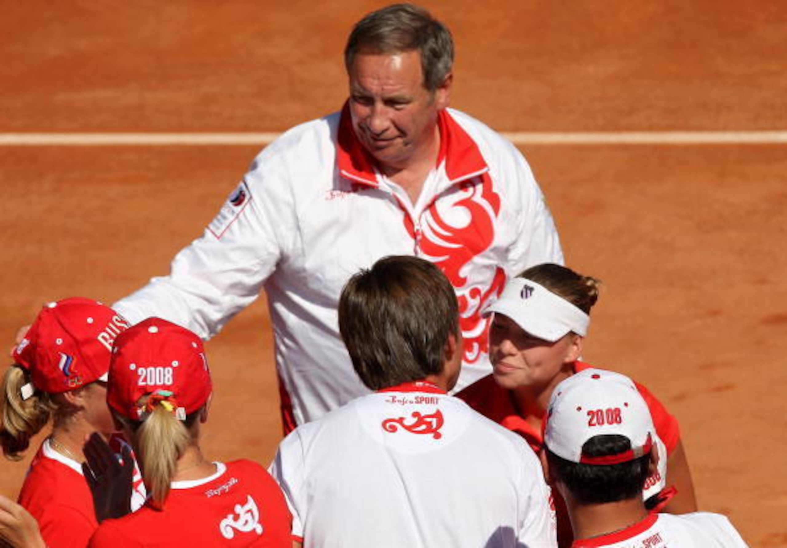 Shamil Tarpischev, Russian Tennis Federation President, with Russian players.
