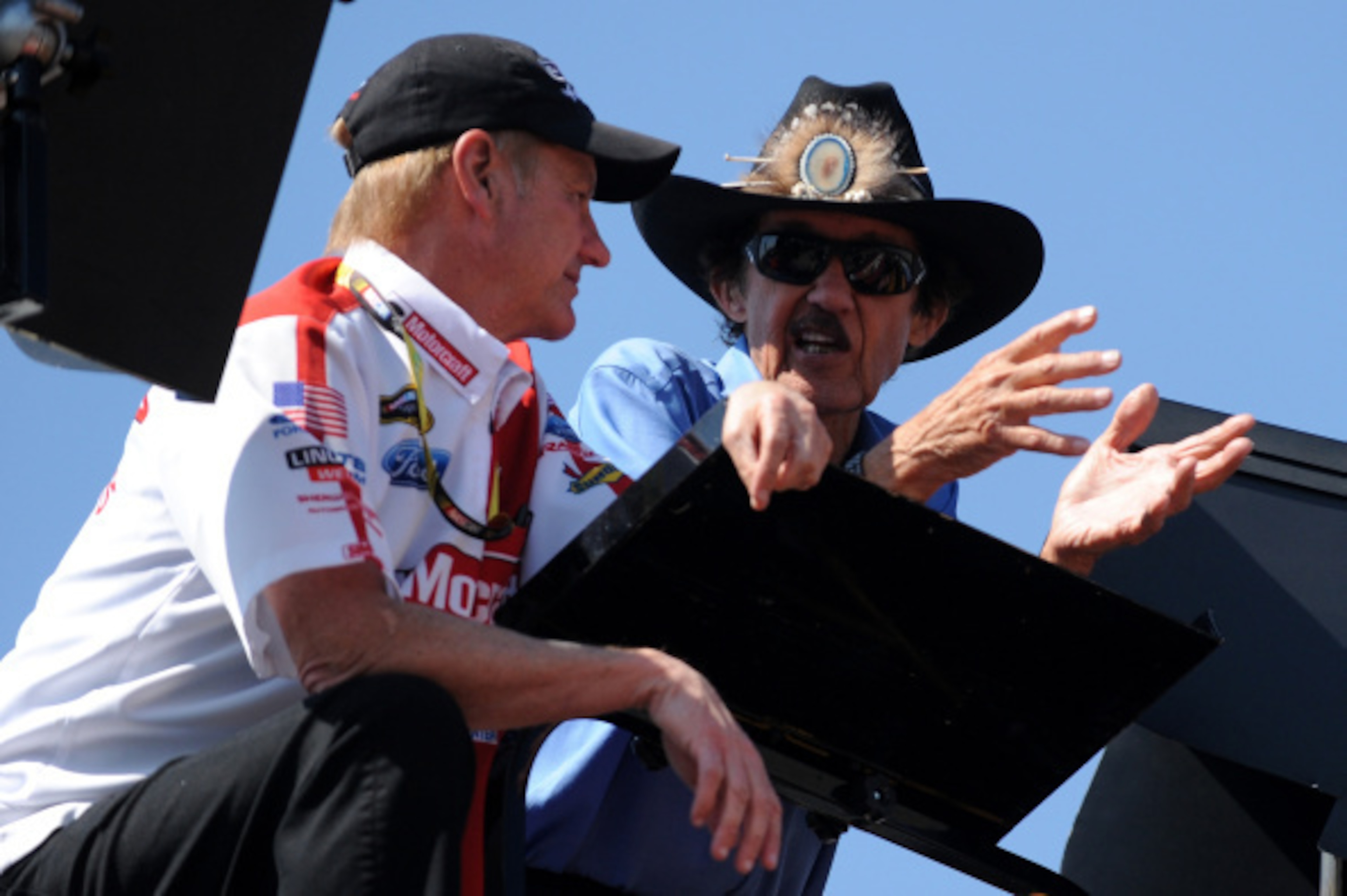 Eddie Wood (left) of Wood Brothers Racing and Richard Petty. Eddie Wood (left) of Wood Brothers Racing and Richard Petty.