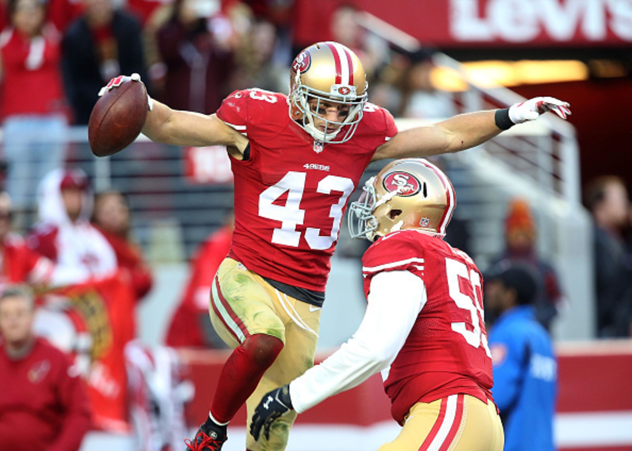 Craig Dahl's fourth-quarter interception sealed San Francisco's victory. Craig Dahl's fourth-quarter interception sealed San Francisco's victory.