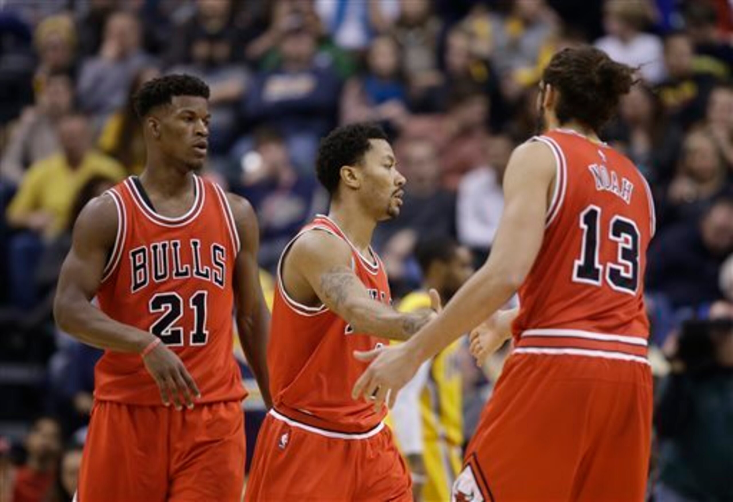 The Chicago Bulls make their annual appearance at Oracle.