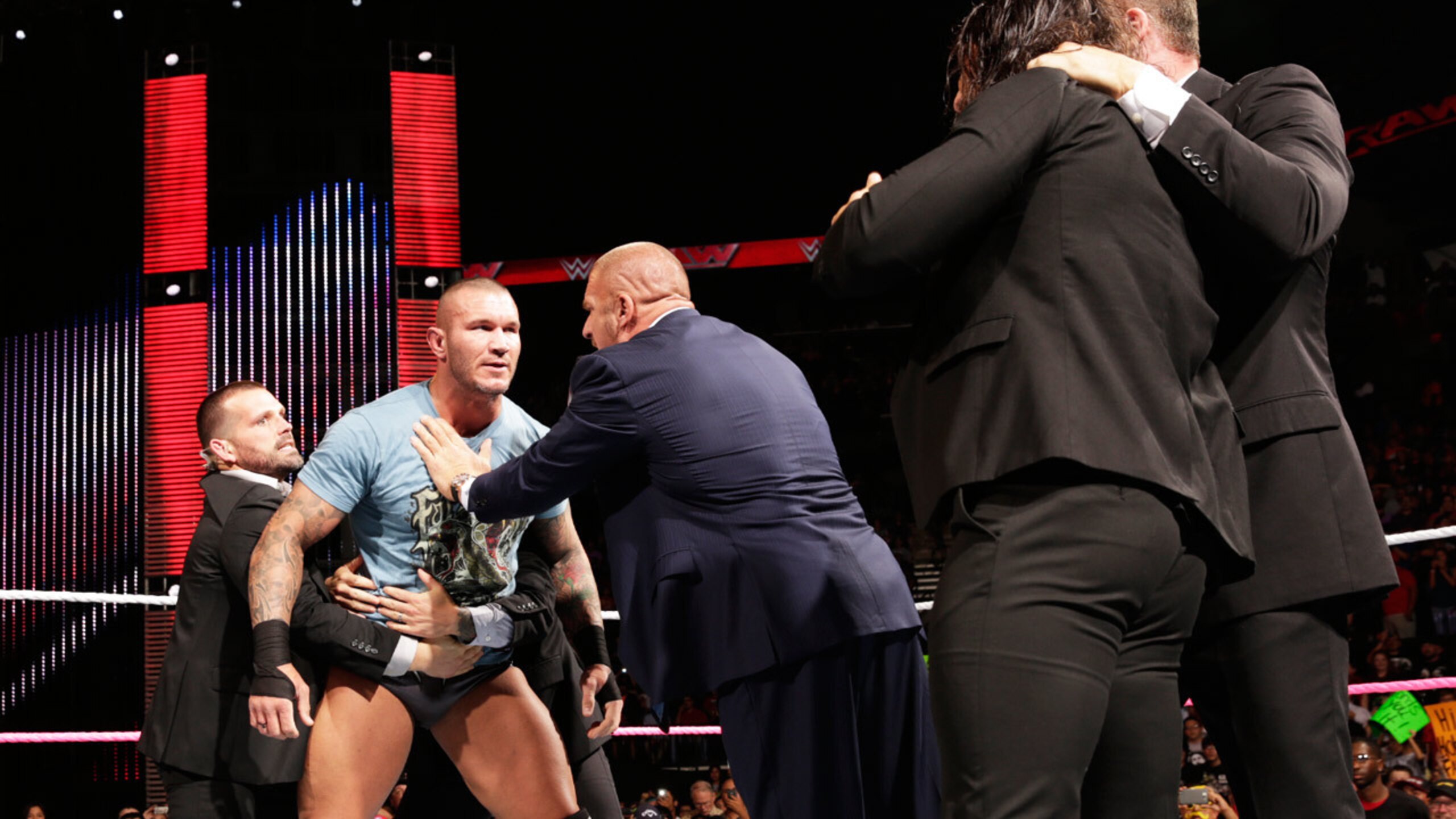 Randy Orton confronts Seth Rollins.