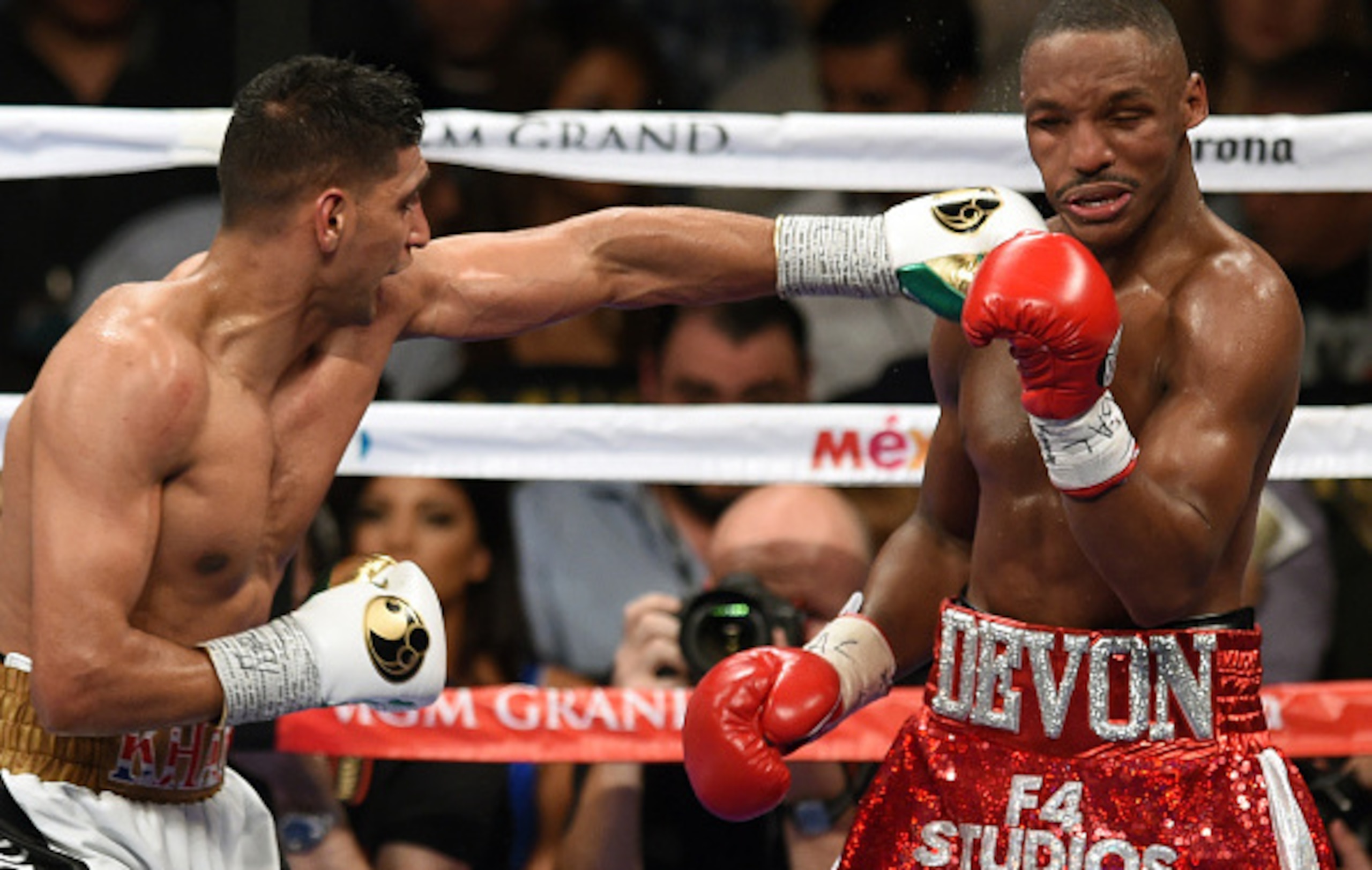 Amir Khan (L) Amir Khan (L)