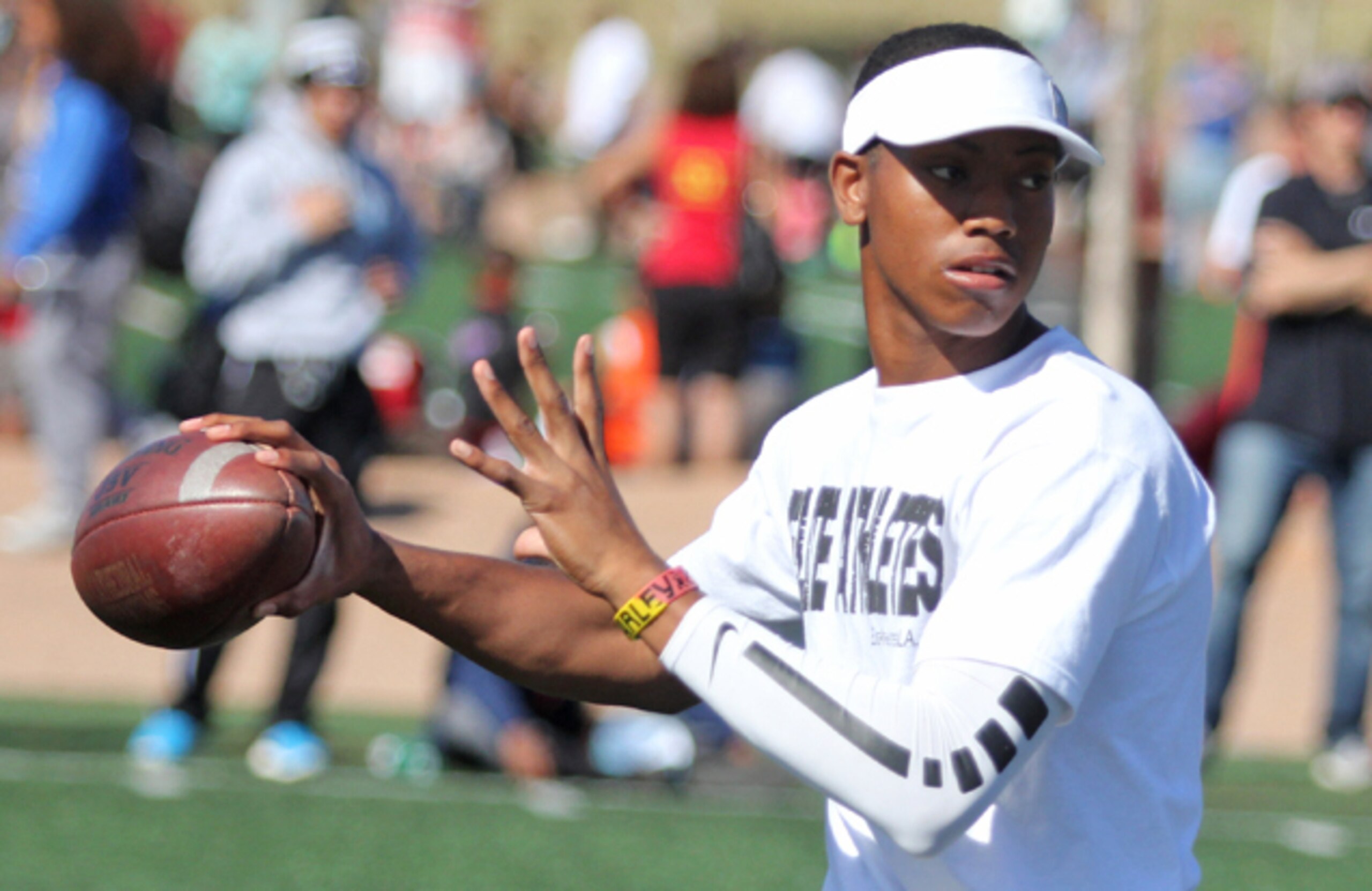 QB Travis Waller