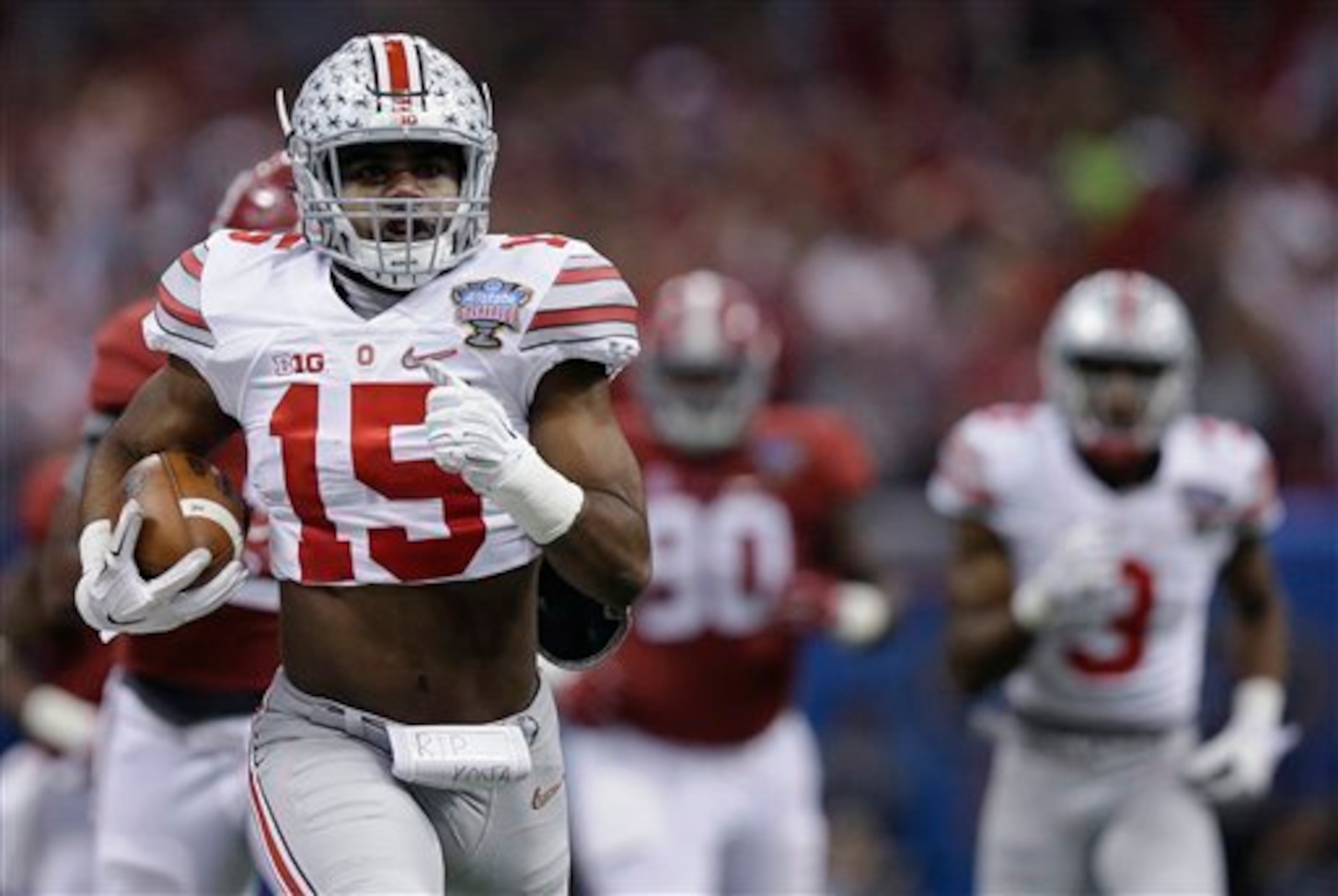 Ezekiel Elliott has emerged as one of the nation's top tailbacks this season.