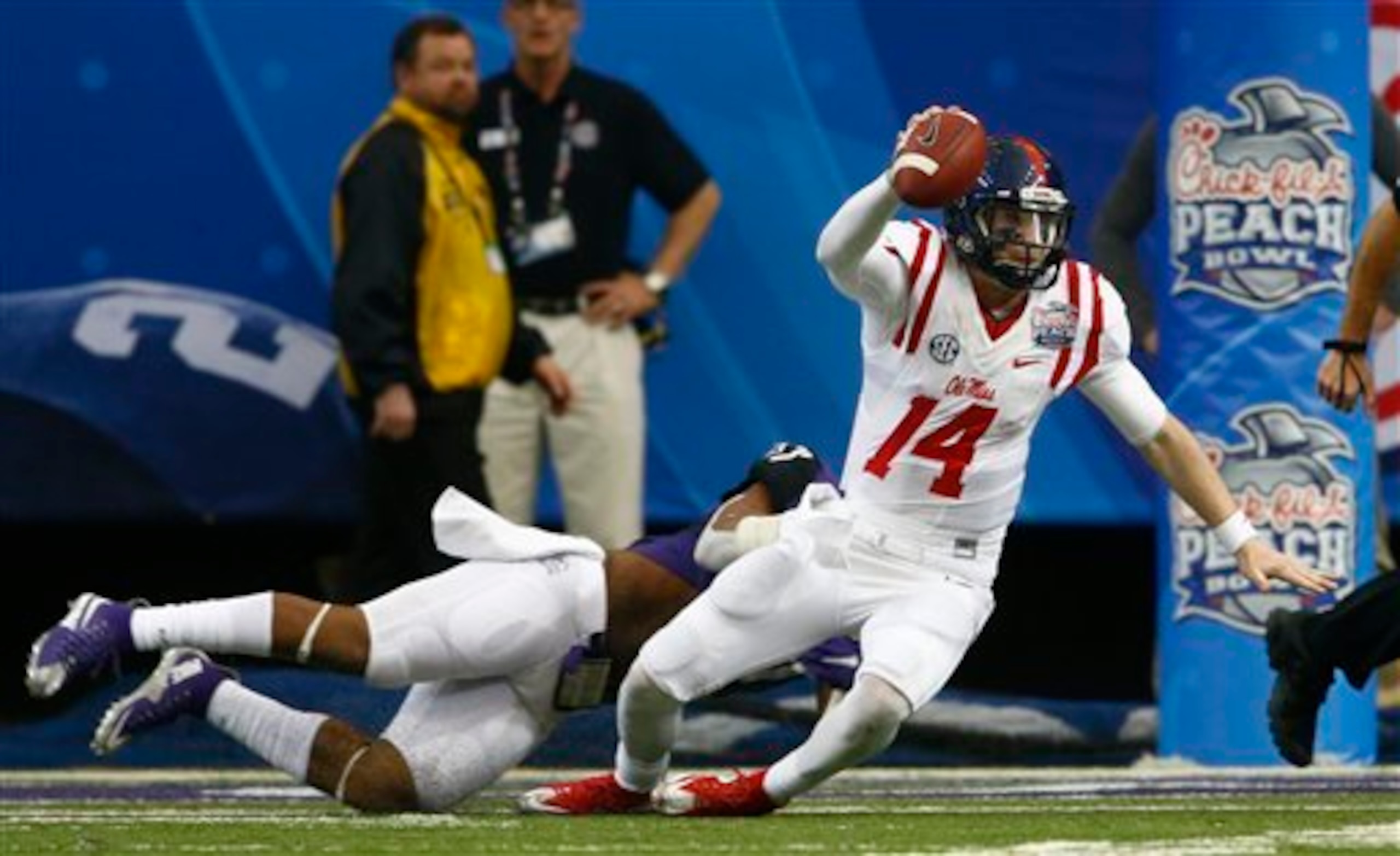 Bo Wallace was too inconsistent to lead Ole Miss to national glory.