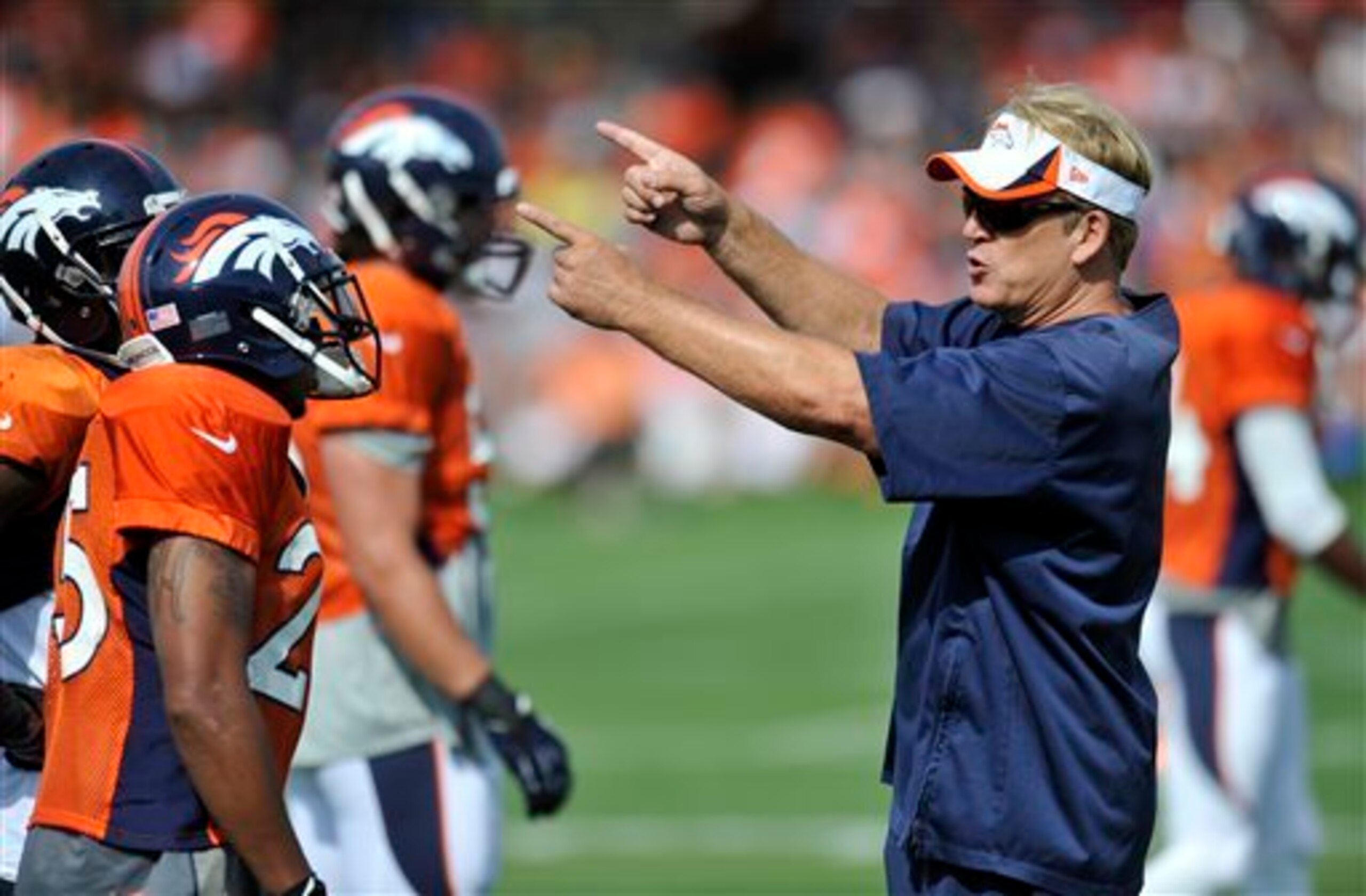 Jack Del Rio is a well-connected coach.