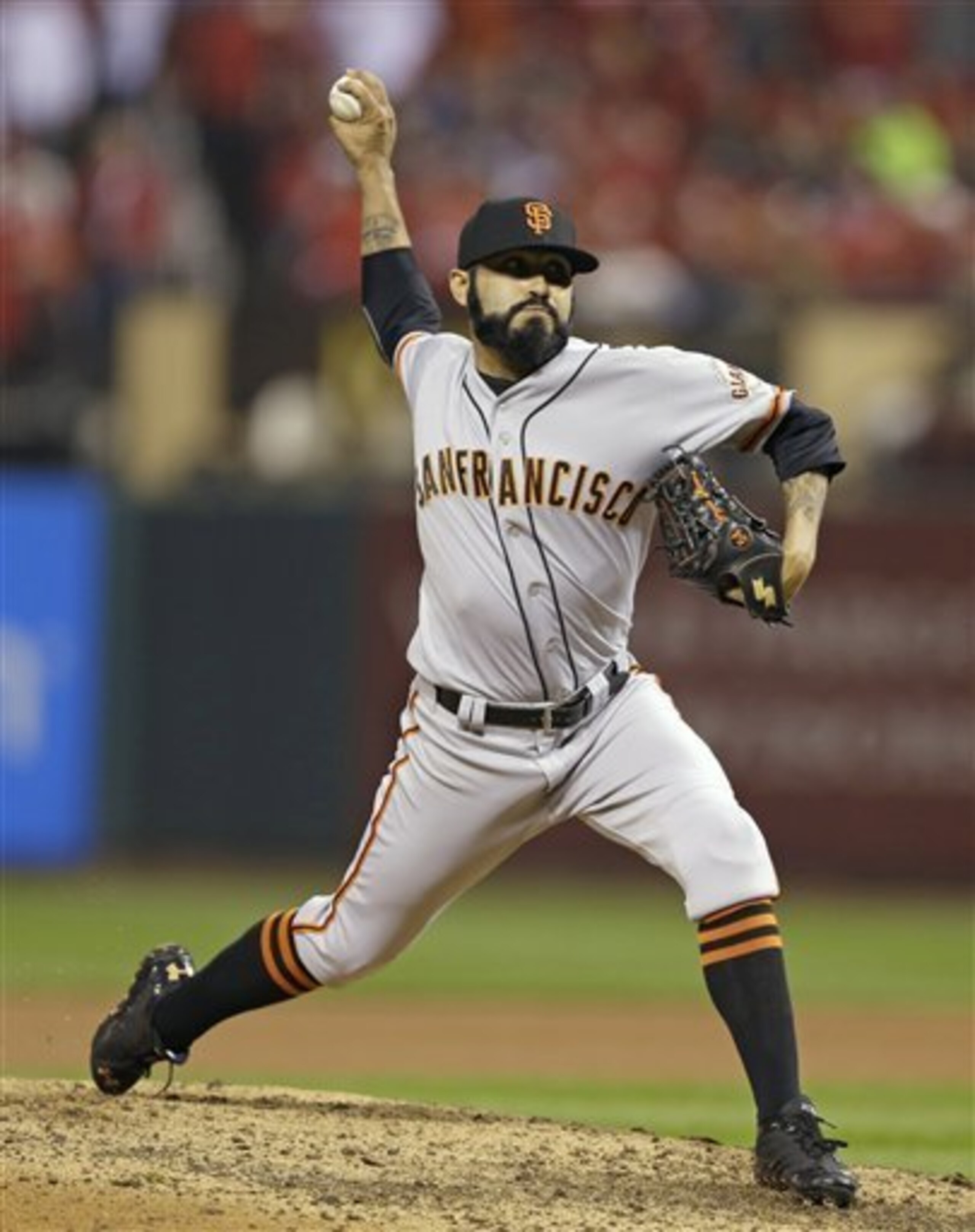 Sergio Romo returns to San Francisco for two more years.