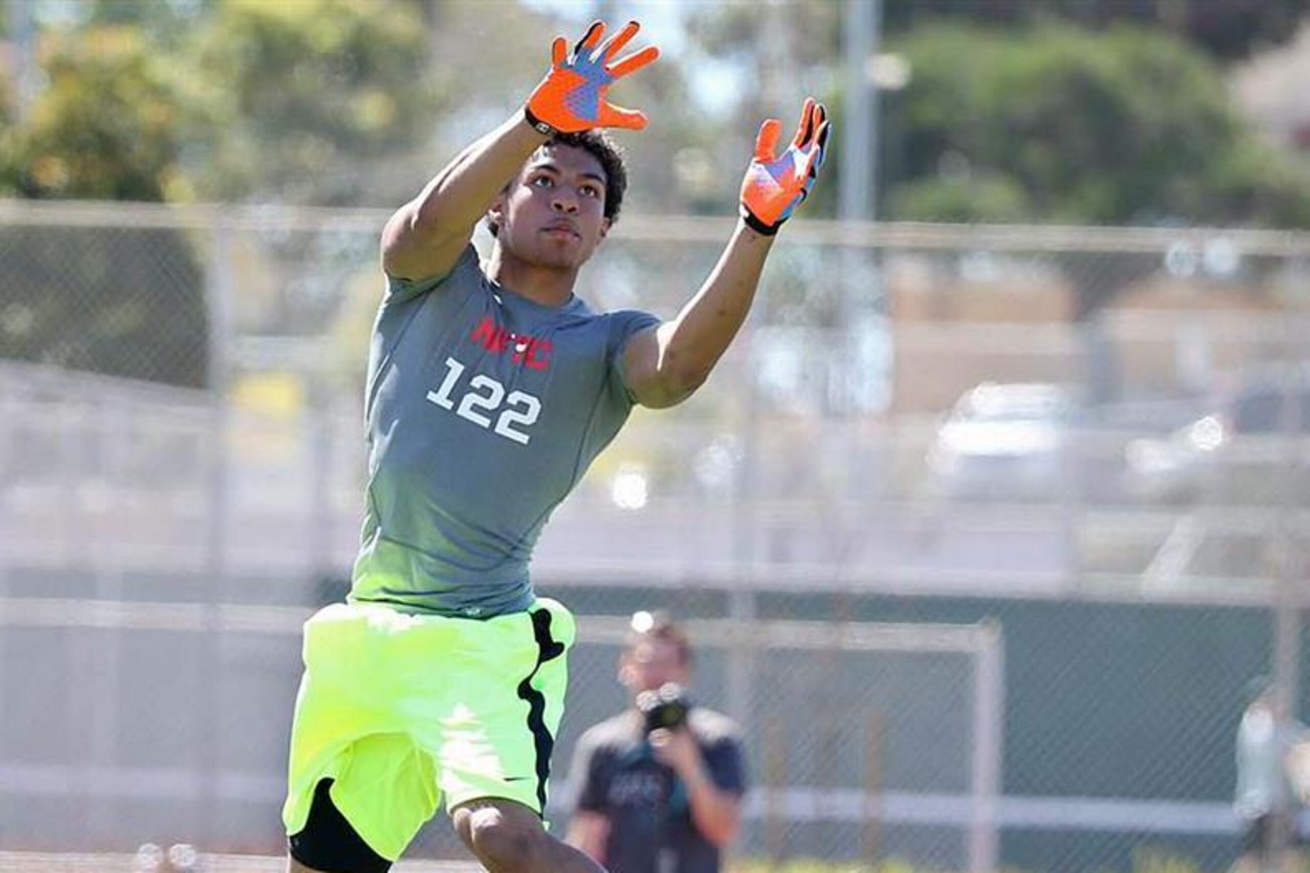 WR Lavan Alston