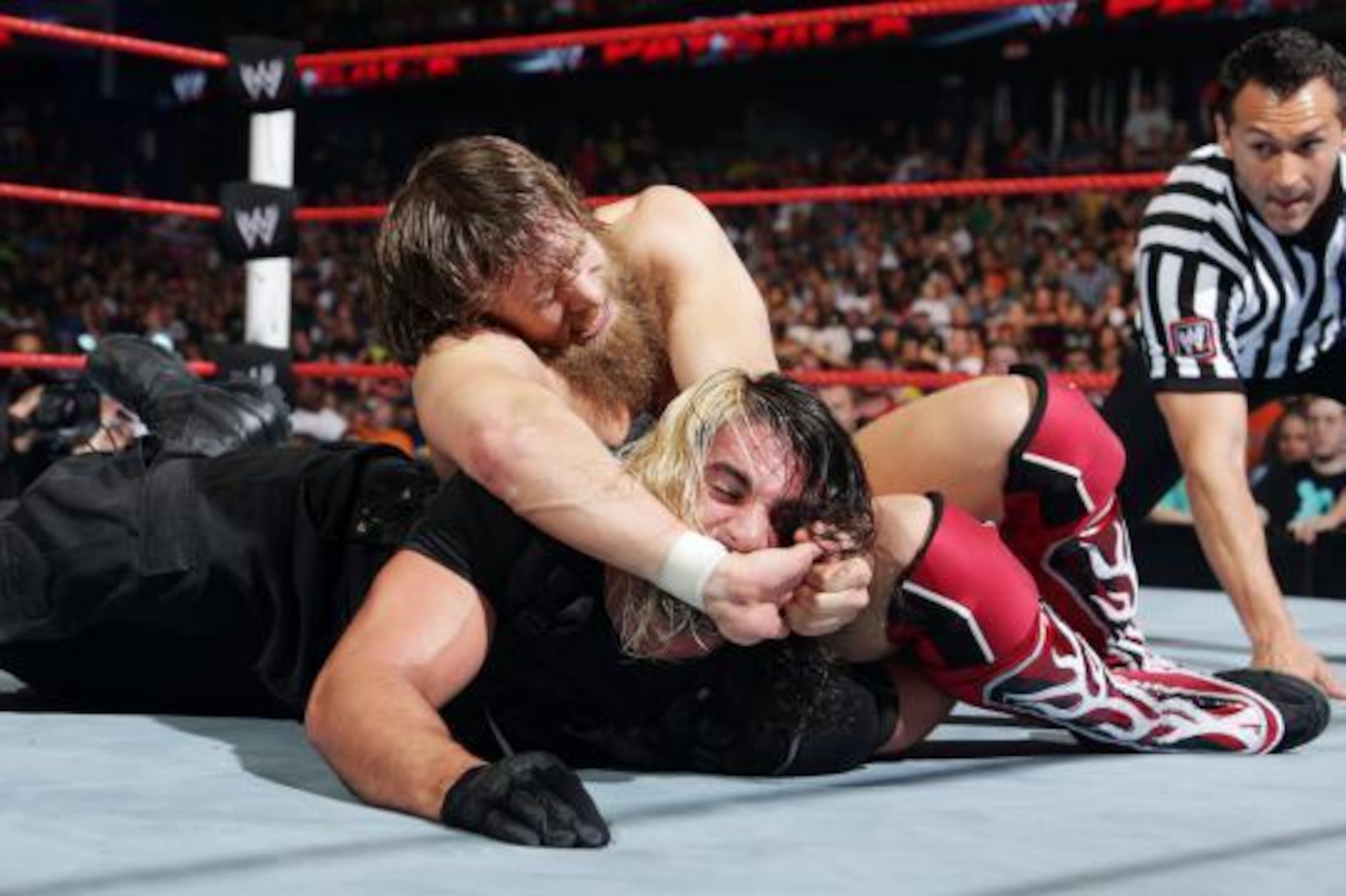 Could Daniel Bryan and Seth Rollins clash at some point in 2015?