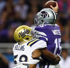 Hollins making a sack in the bowl game.