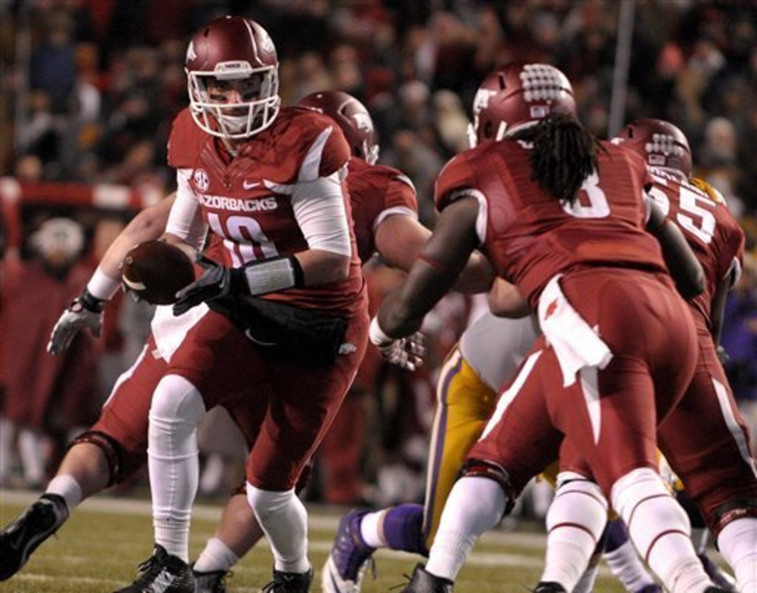 Alex Collins and Arkansas are ready to build on a strong 2014 finish.