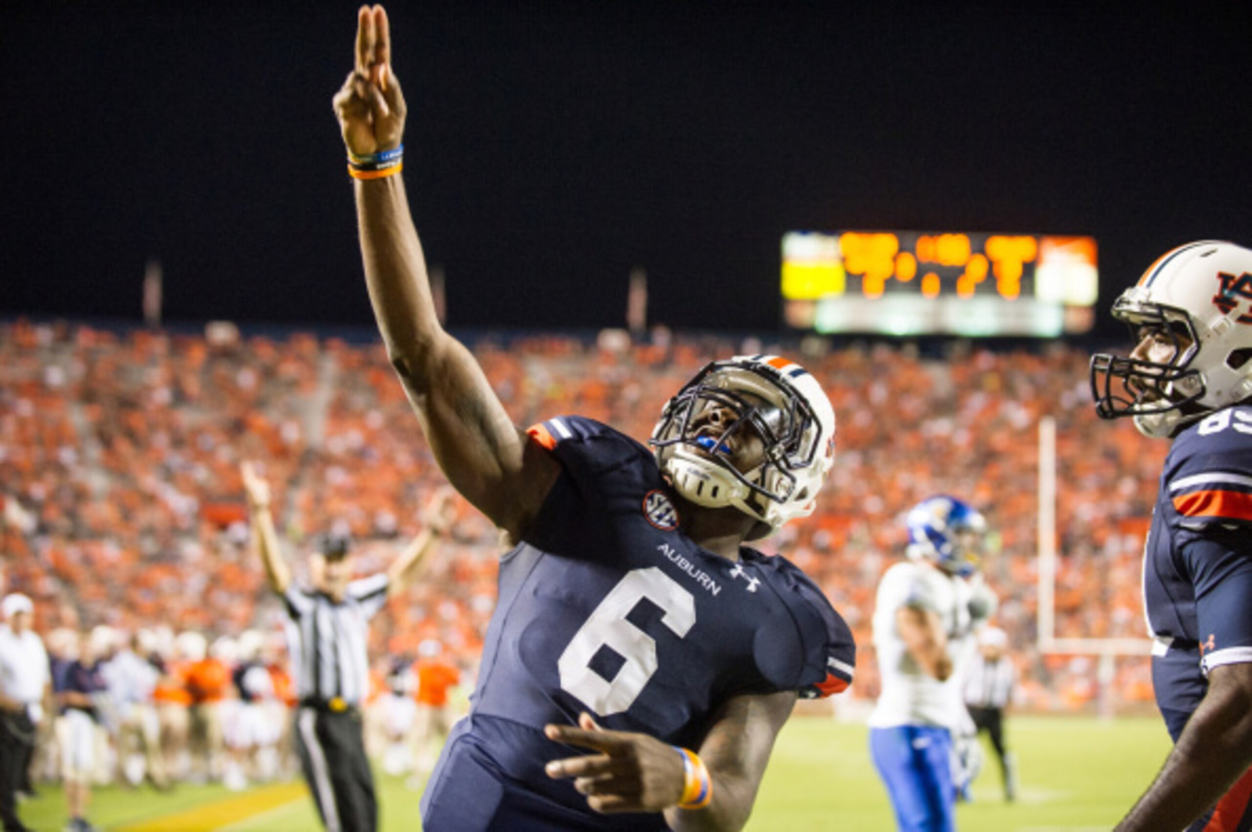 Jeremy Johnson and Auburn should have a bounceback season on tap in 2015.