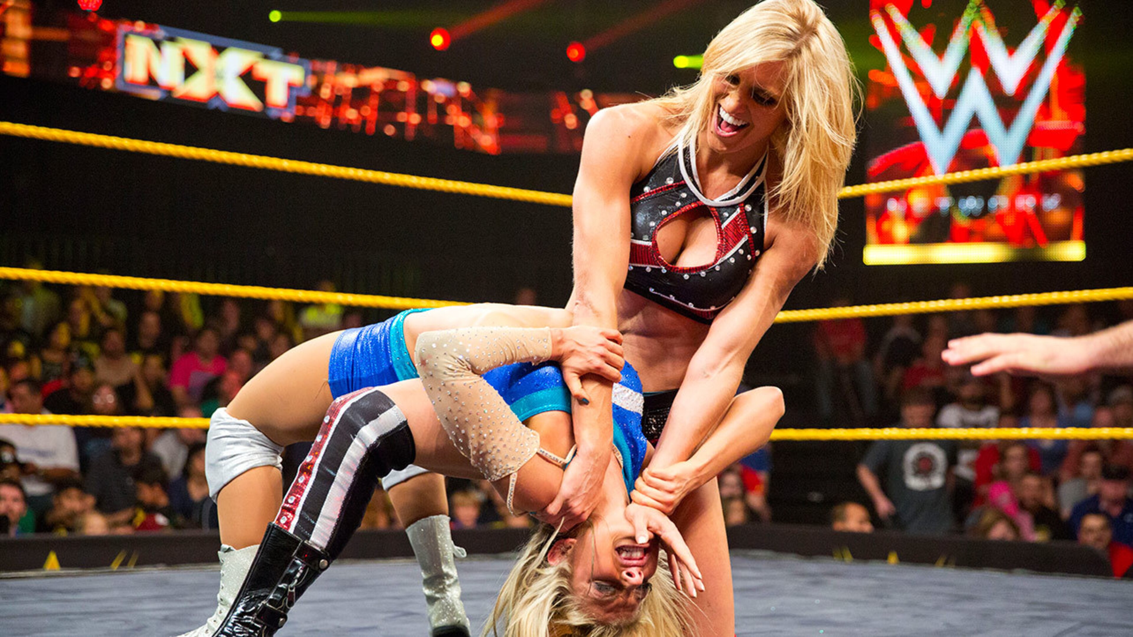 Charlotte goes up against Alexa Bliss.