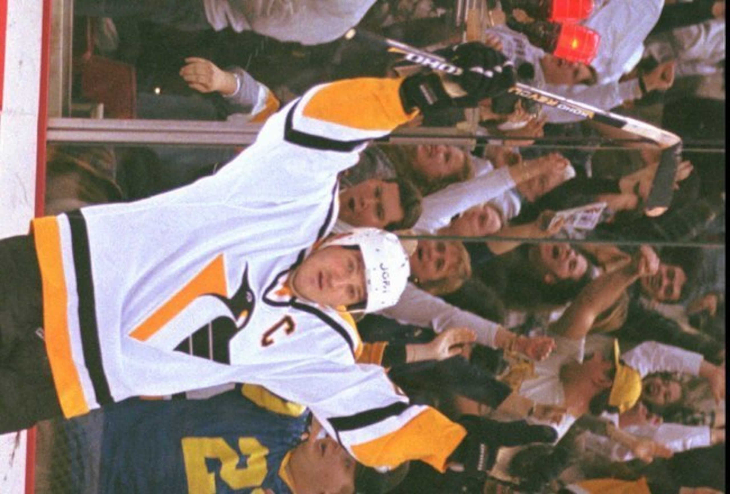 Mario Lemieux produced on a legendary level in '92-93, and his teammates followed suit.