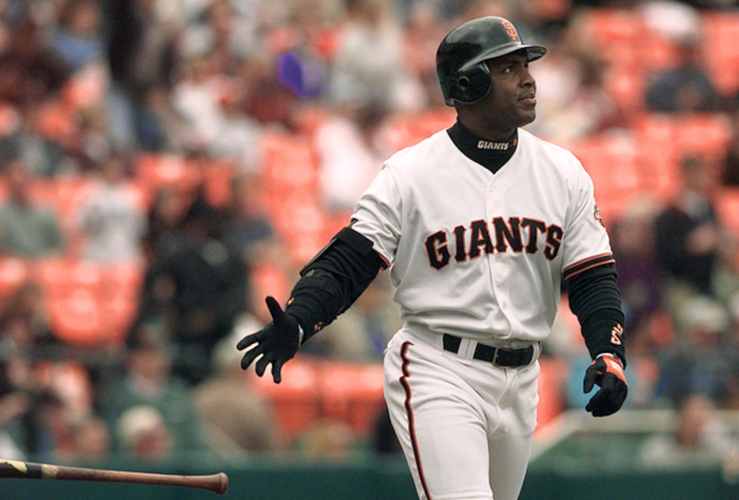 Barry Bonds is considered one of baseball's all-time greats, but his father, Bobby, wasn't too shabby, either.