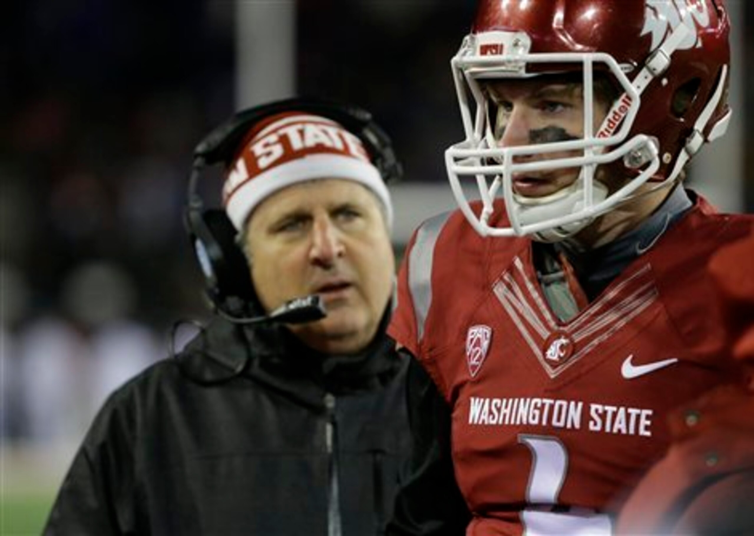 Coach Mike Leach