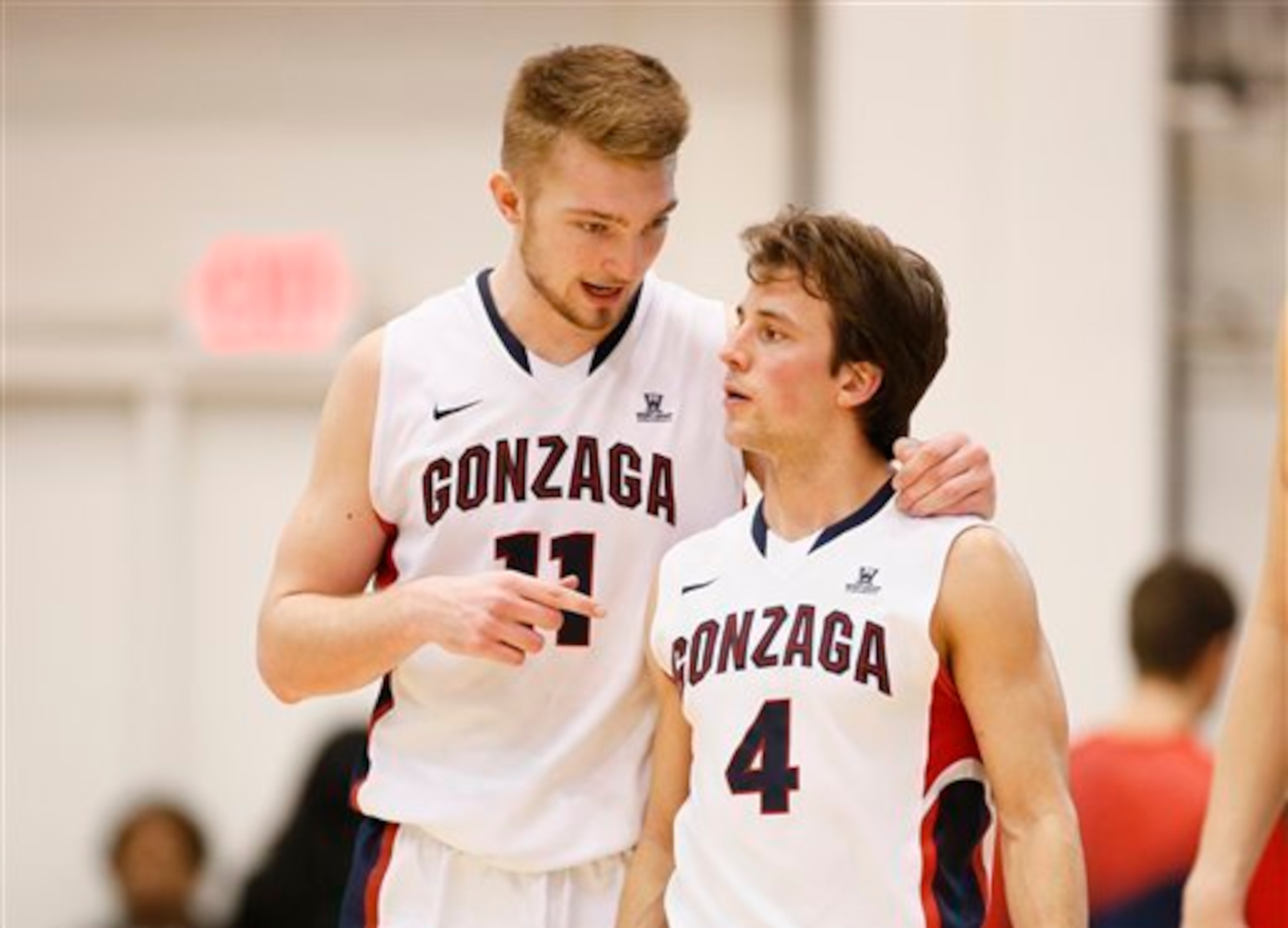 Domantas Sabonis (left) and Kevin Pangos