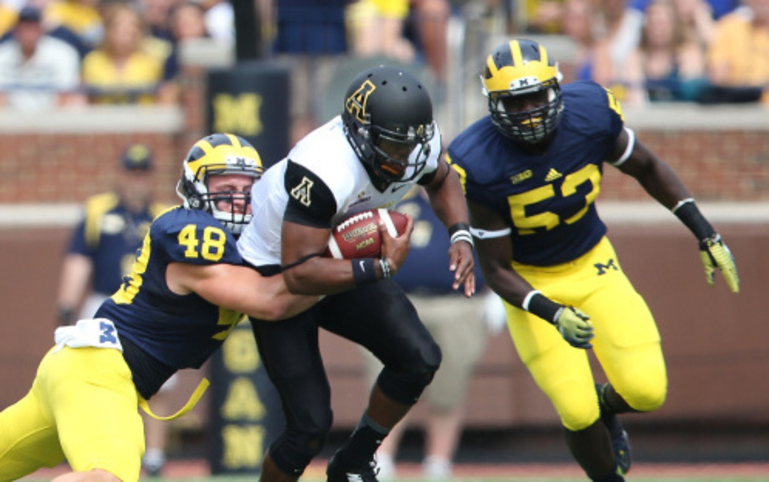 No. 48 Desmond Morgan