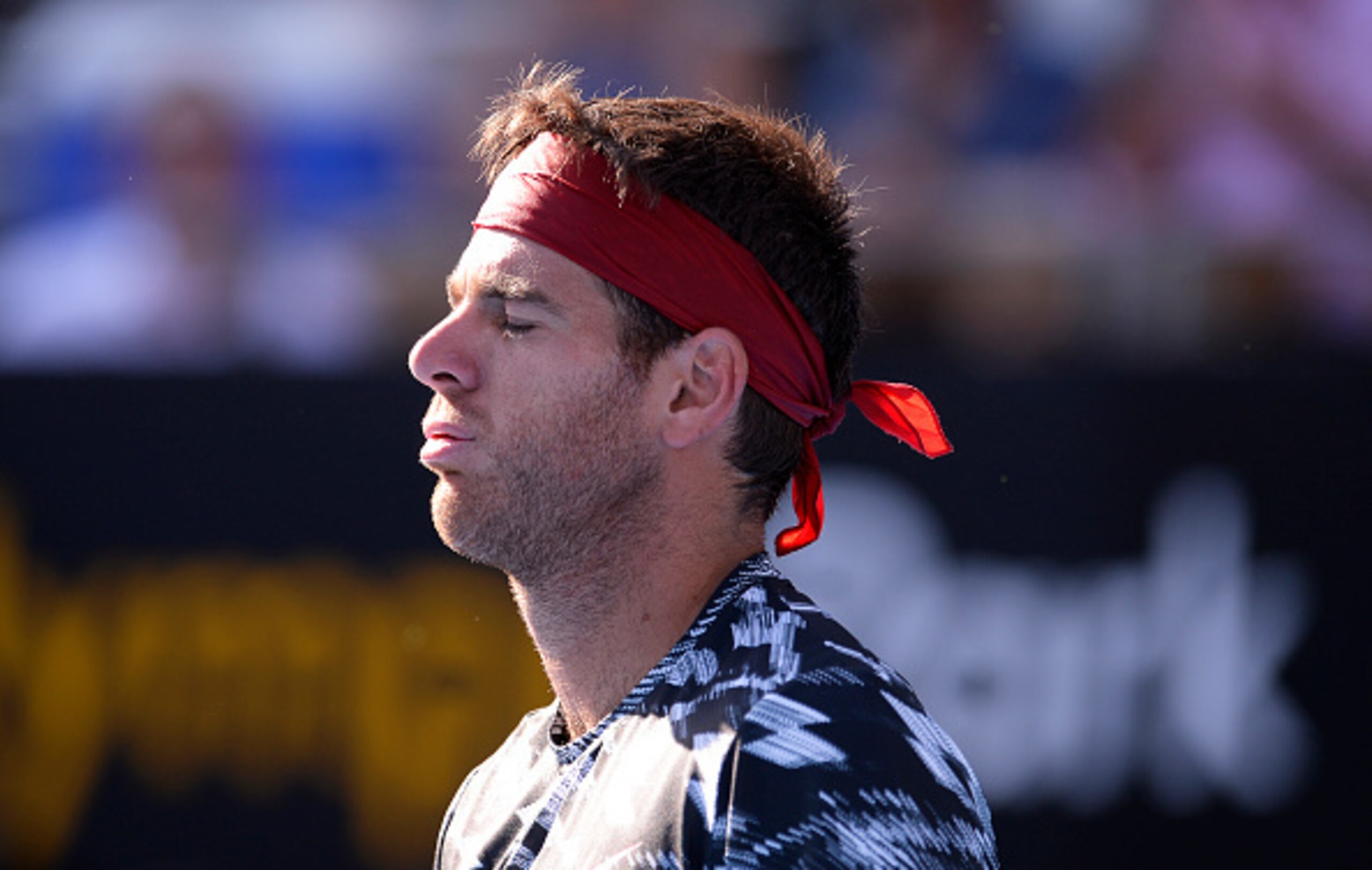 SYDNEY, AUSTRALIA - JANUARY 15:  Juan Martin Del Potro of Argentina reacts after loosing a point in his quarter final match against Mikhail Kukushkin of Kazakhstan during day five of the Sydney International at Sydney Olympic Park Tennis Centre on January