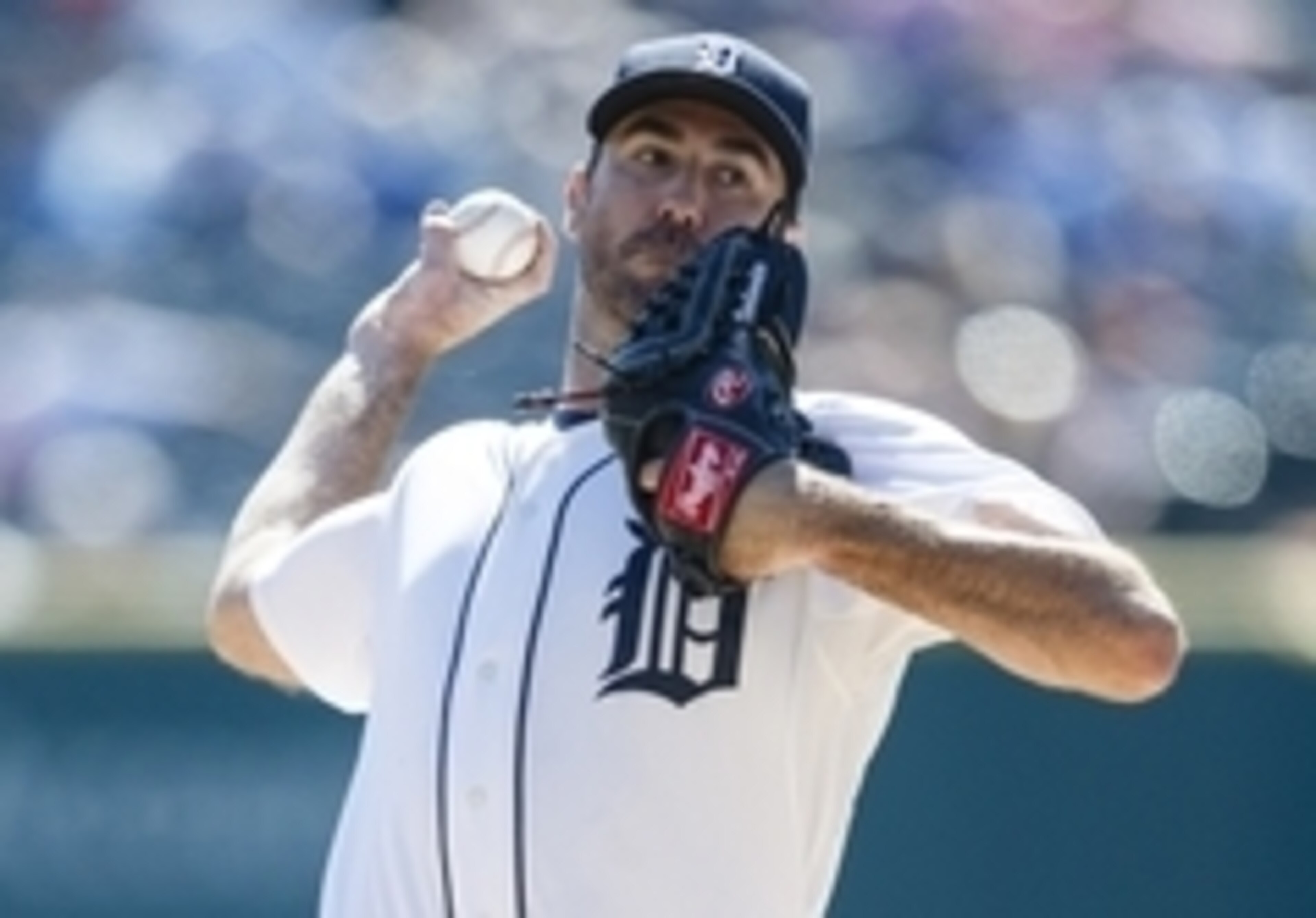 Sep 24, 2014; Detroit, MI, USA; Detroit Tigers starting pitcher Justin Verlander (35) pitches in the first inning against the Chicago White Sox at Comerica Park. Mandatory Credit: Rick Osentoski-USA TODAY Sports