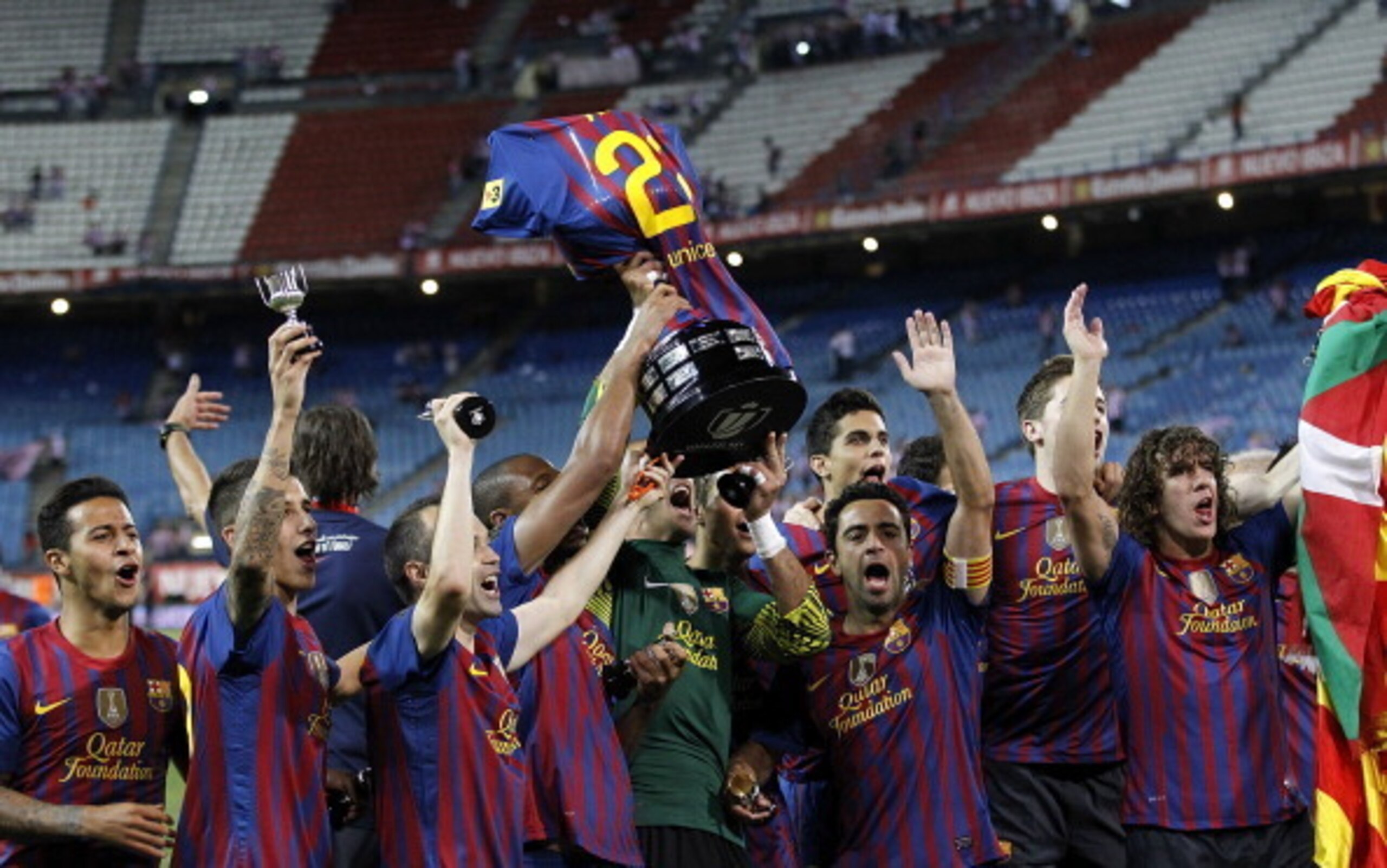 Barca players rewarded Pep Guardiola with his 14th and final trophy as manager.