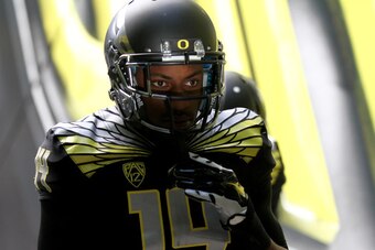 Oregon's Ifo Ekpre-Olomu is one of this year's biggest boom-or-bust prospects due to his size and injury history.