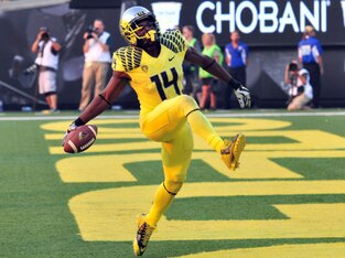 Oregon's Ifo Ekpre-Olomu has plenty of questions surrounding his health and size, but he has proven in the past he can be an impact player.