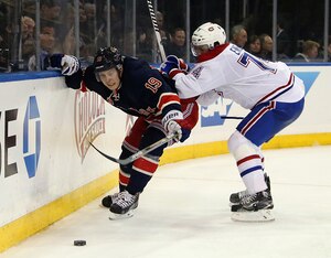 Alexei Emelin (right)