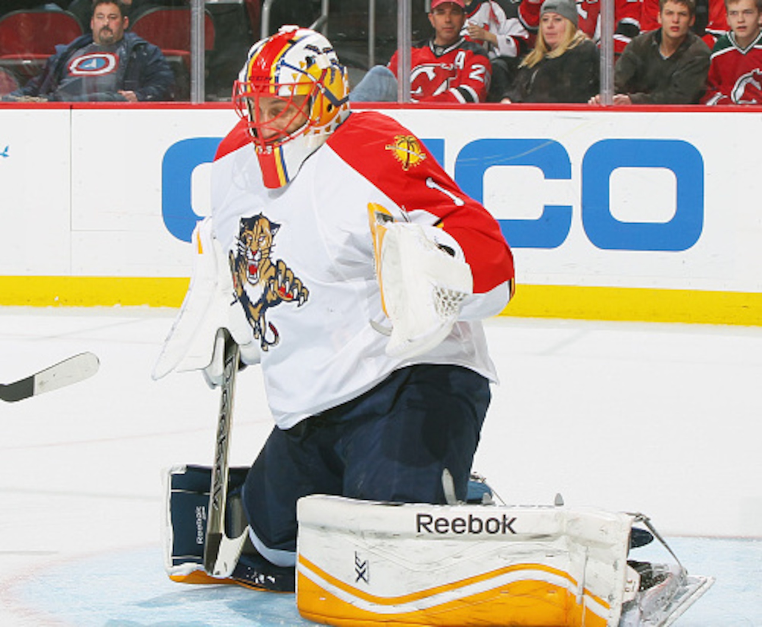 Roberto Luongo faces a rare shot against the Devils on Saturday.