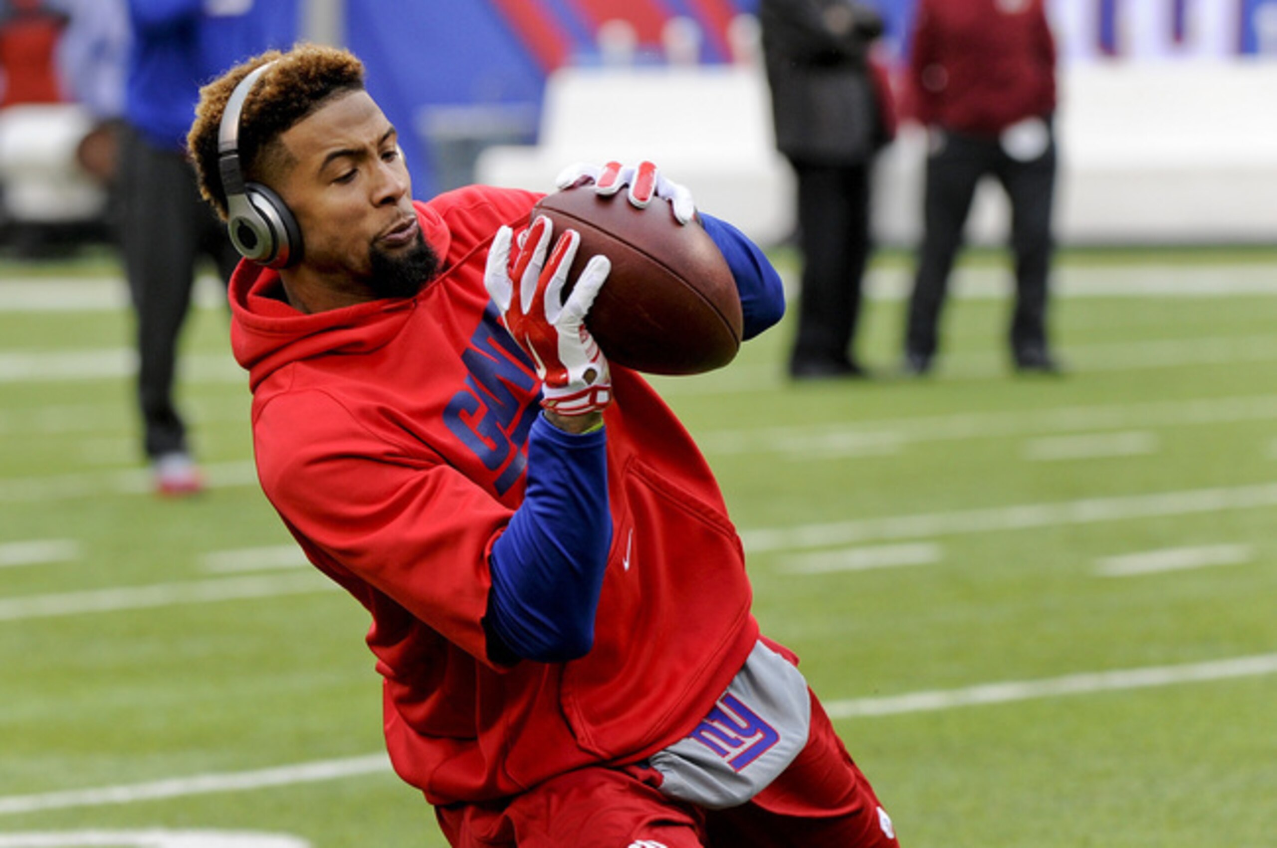 Odell Beckham Jr. introduced himself to the NFL in 2014-15, now it's time to give the man a nickname.