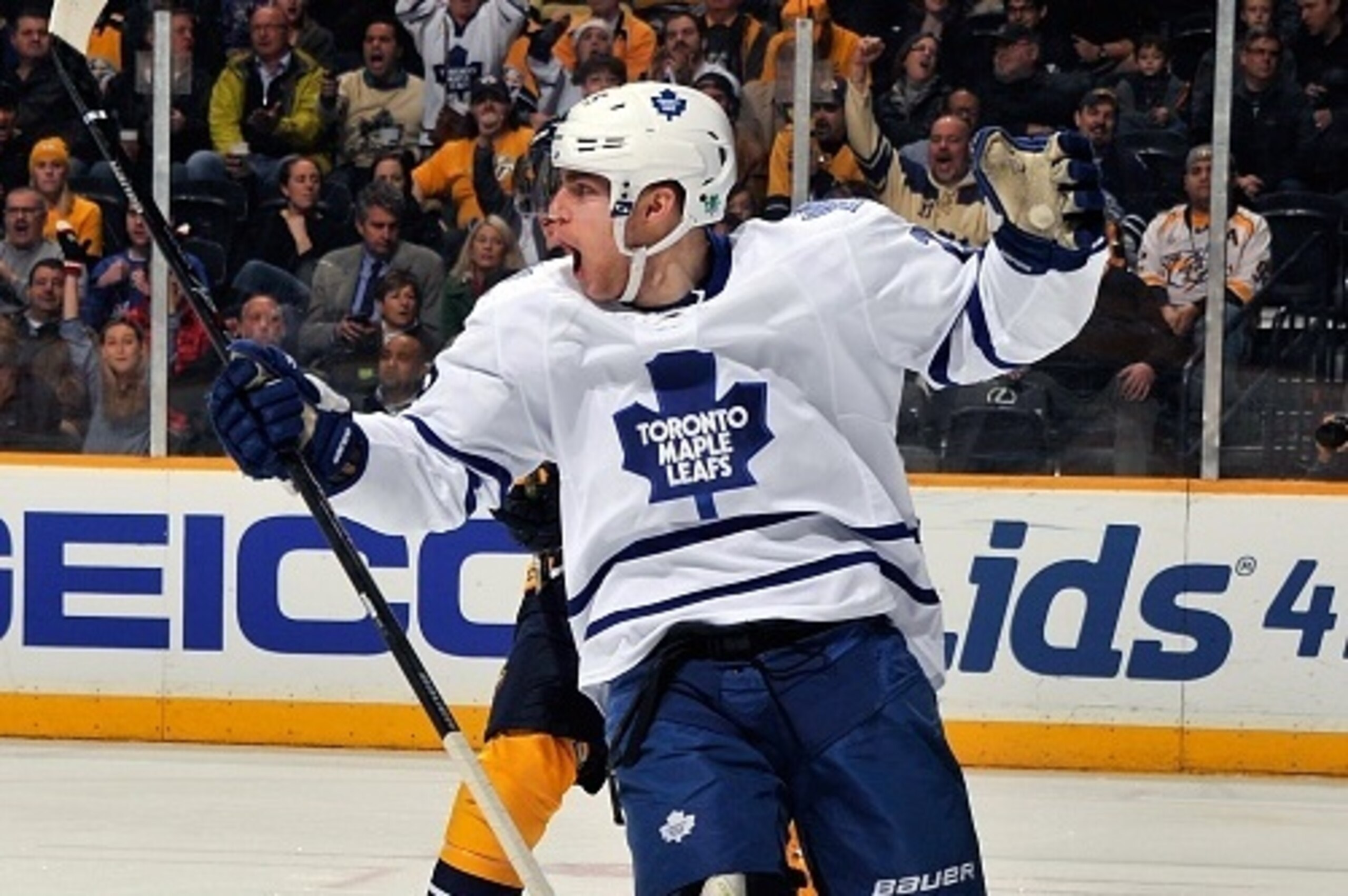 Leafs forward Mike Santorelli Leafs forward Mike Santorelli