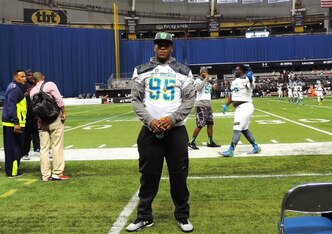 DE Shameik Blackshear