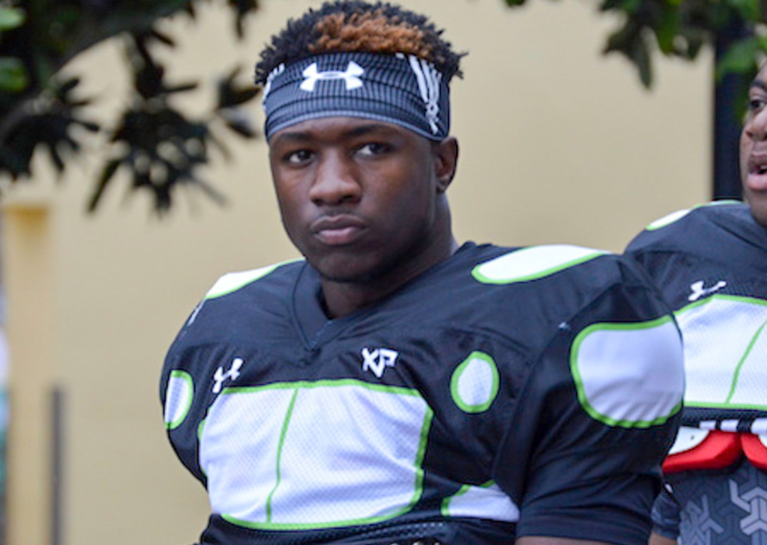 Roquan Smith still has a decision to make.