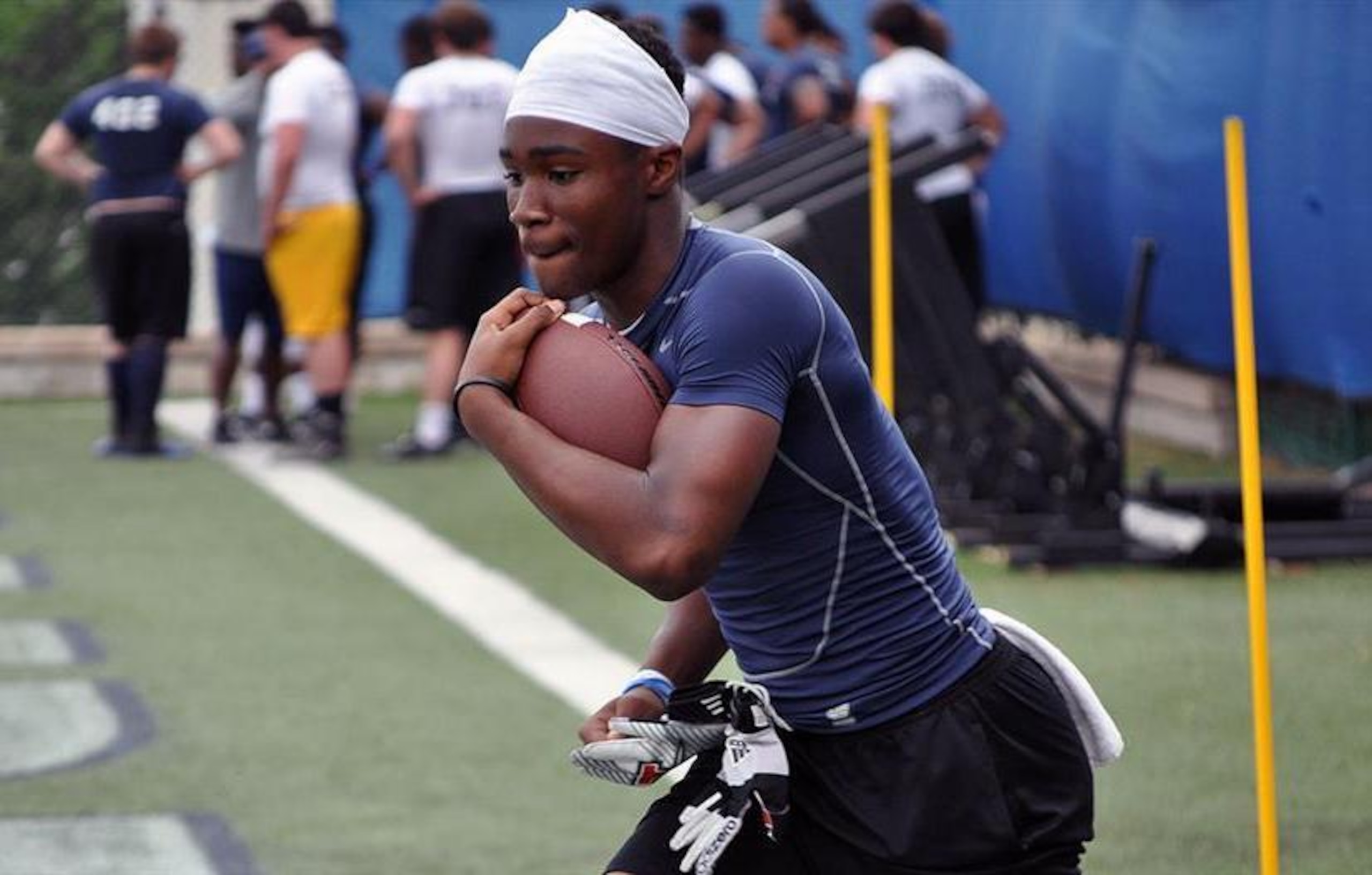 RB Miles Sanders